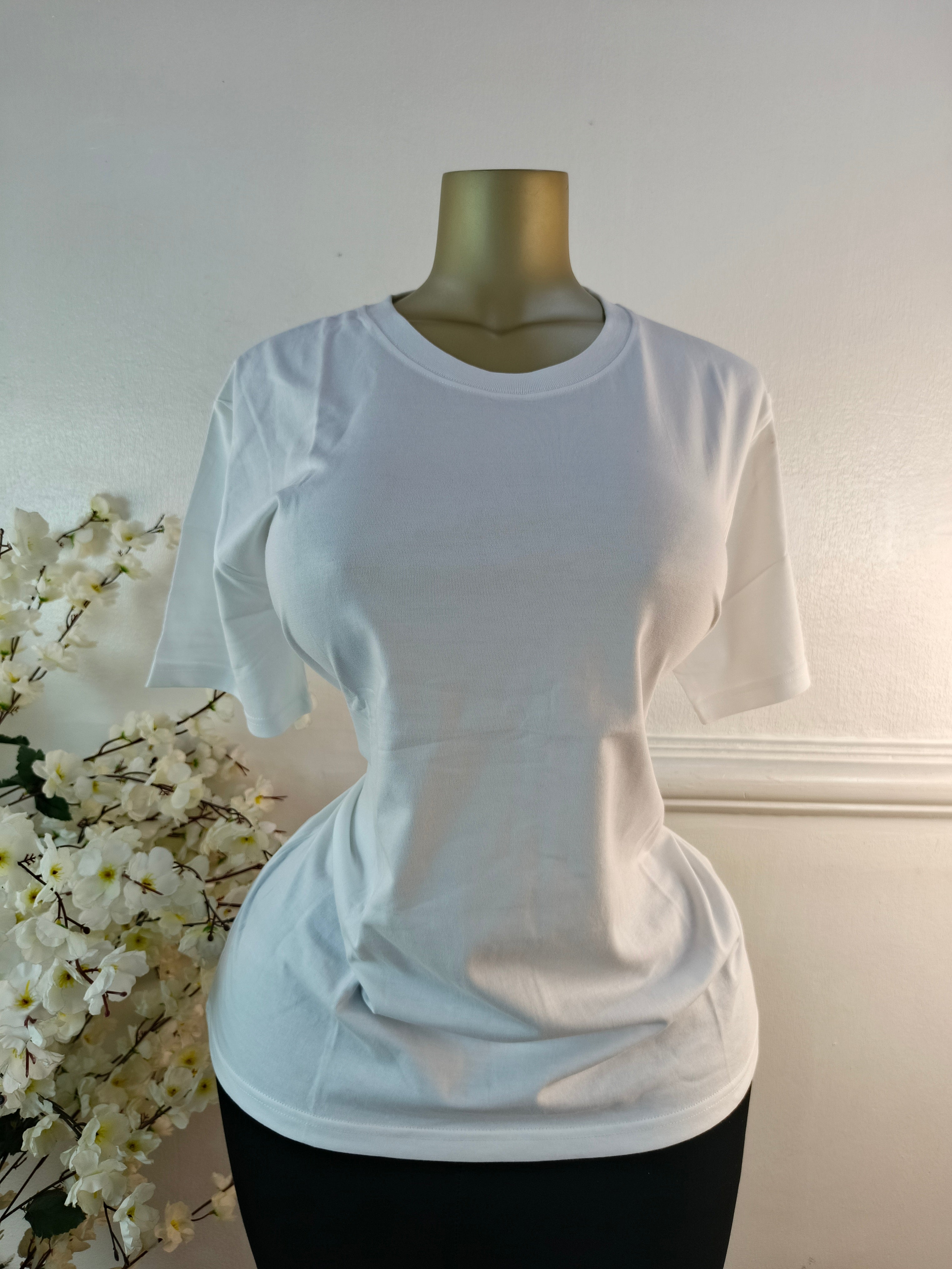 Chic Round Neck Women’s Tee