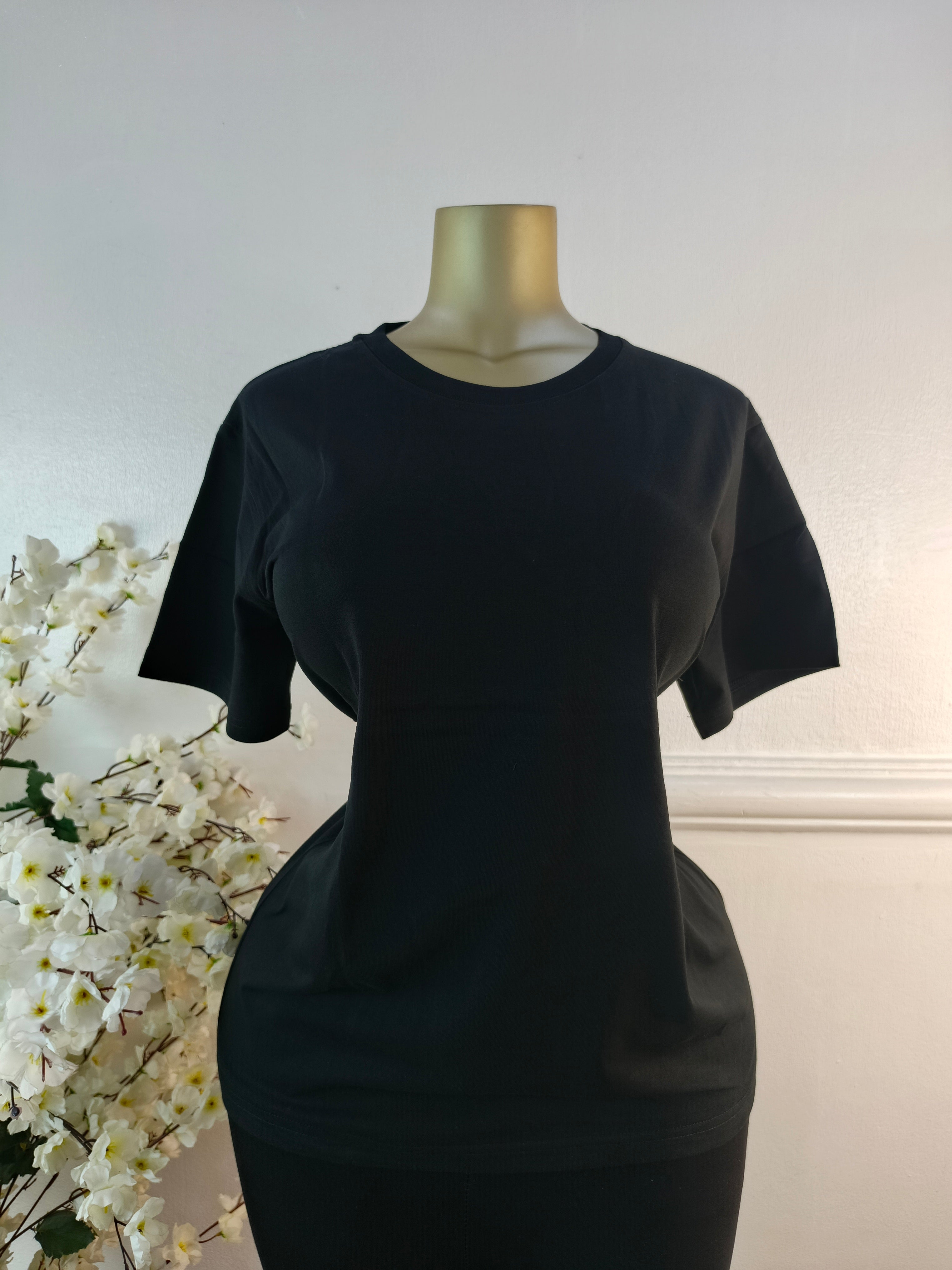 Chic Round Neck Women’s Tee