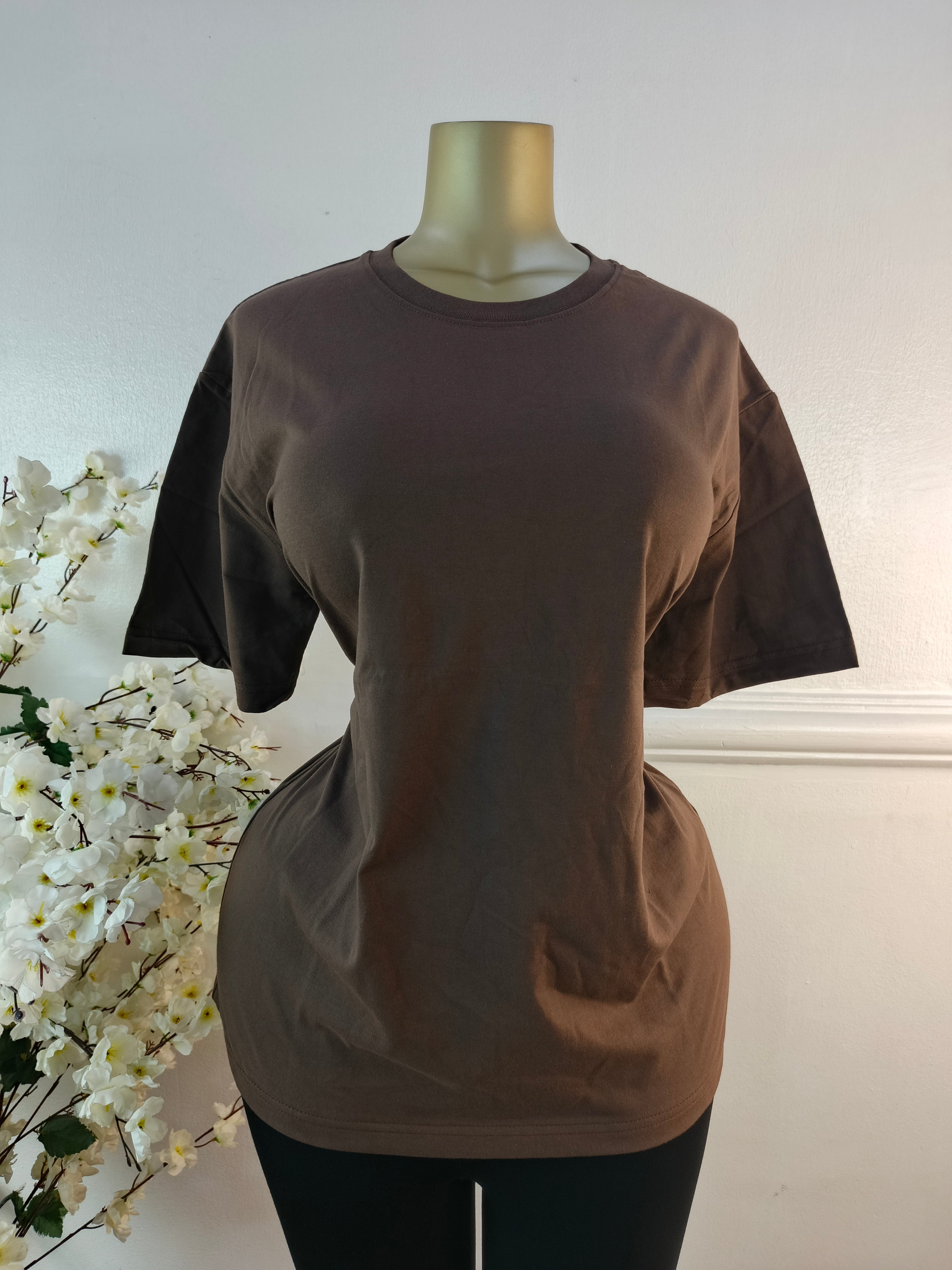 Chic Round Neck Women’s Tee