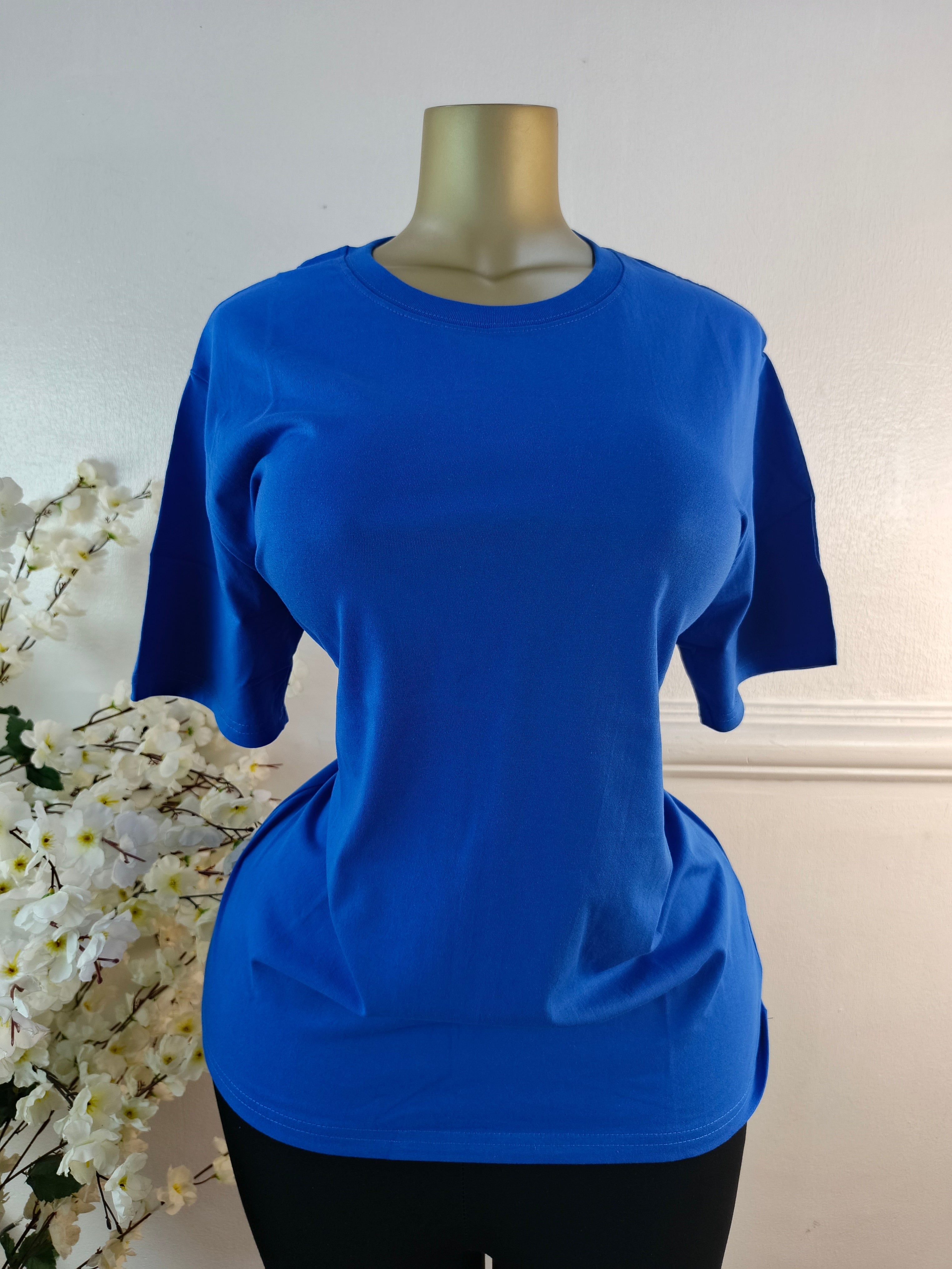 Chic Round Neck Women’s Tee