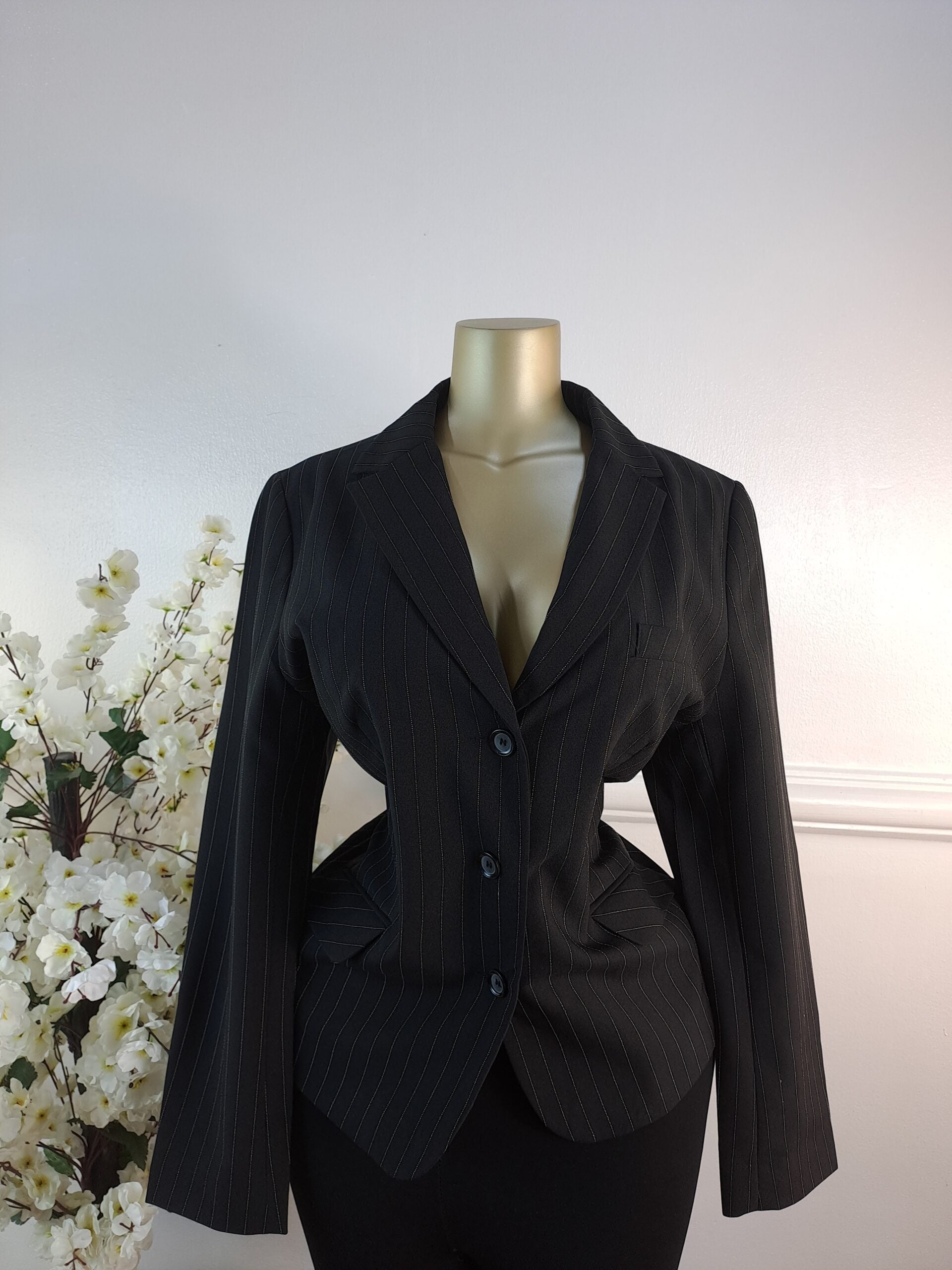 BLAZER UK SIZE 18 [LENGTH 27 INCHES, BLACK] image 0