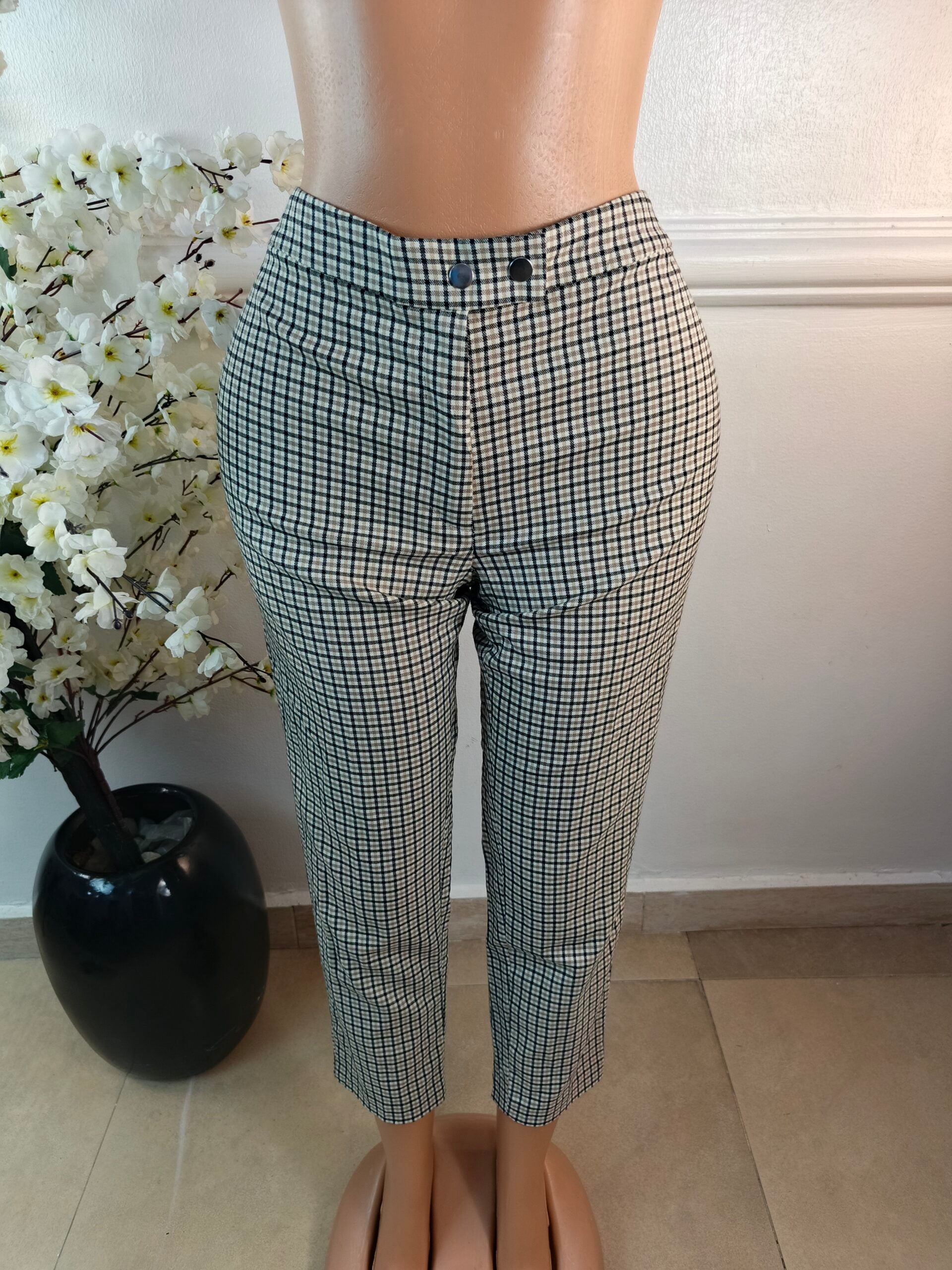 VISUAL CLOTHING UK SIZE 14 [LENGTH 37 INCHES, CHECKERS] image 0