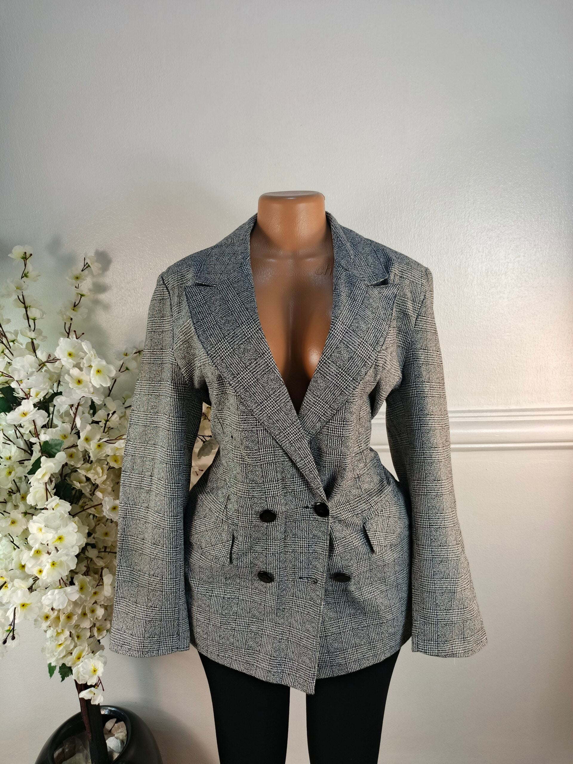 ROBE UK SIZE 12 [LENGTH 30 INCHES, CHECKERS] image 0