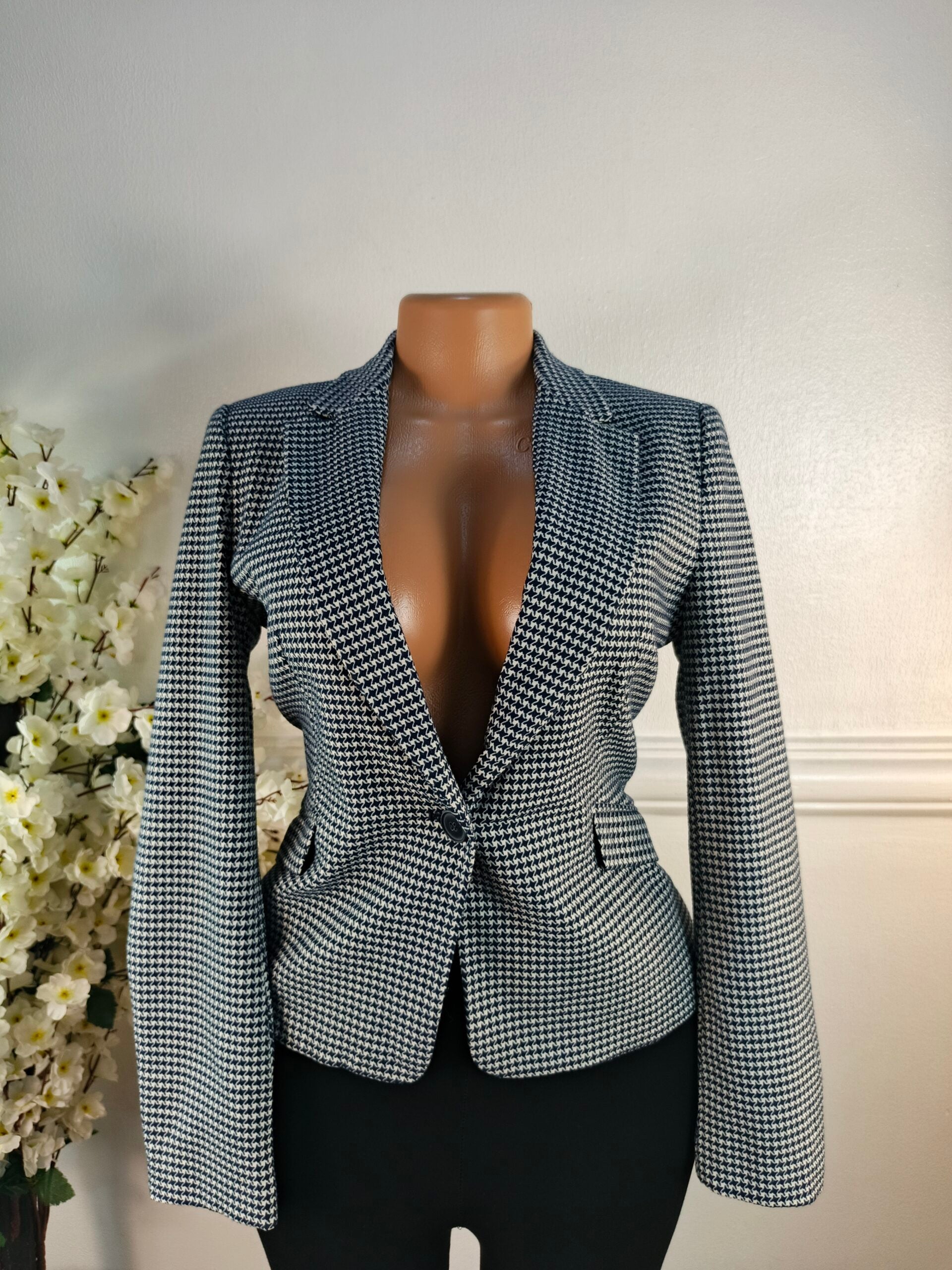 ZARA BASICSUK SIZE 8 [LENGTH 23 INCHES] image 0