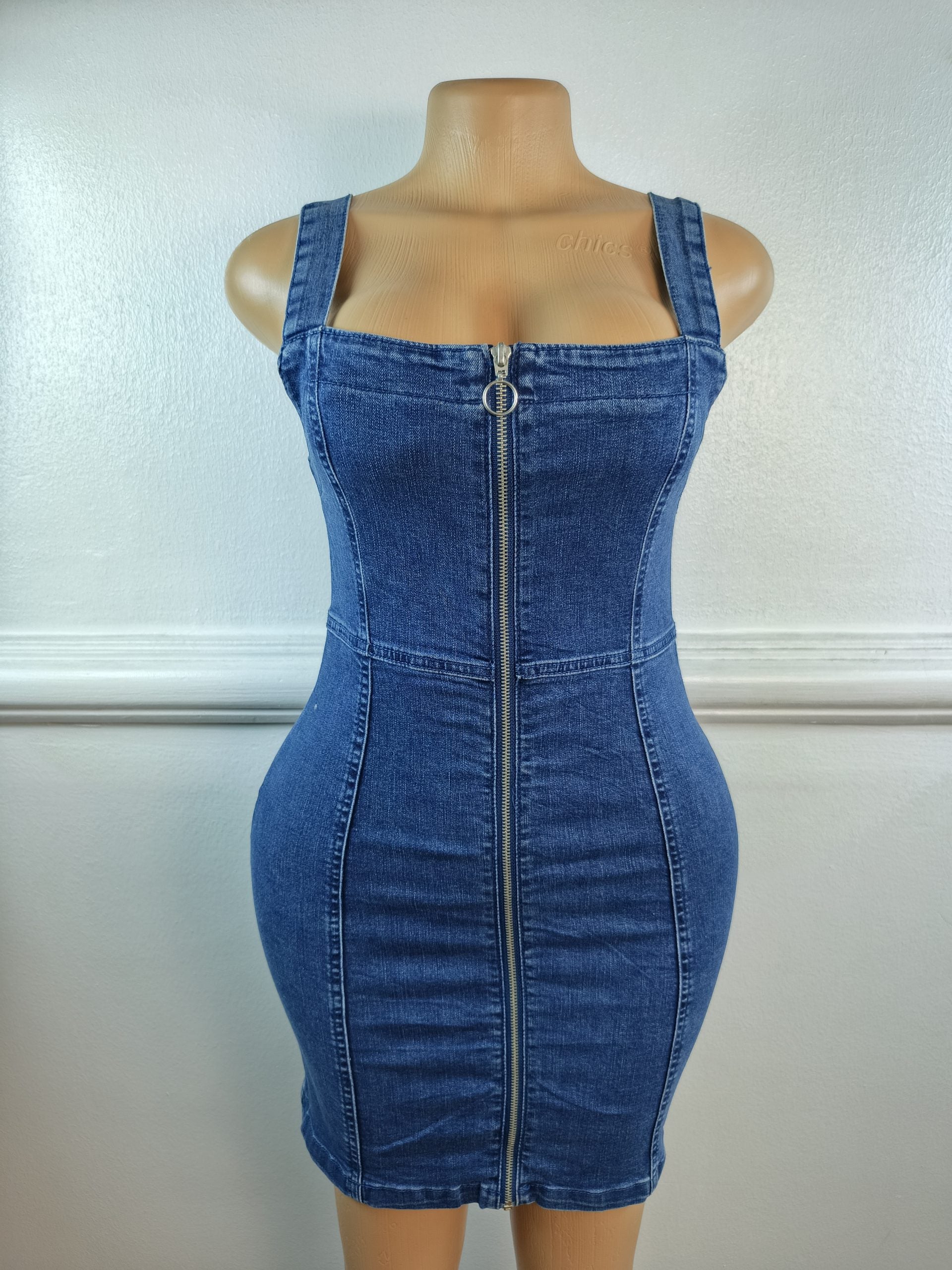 JEANS UK 6, L-24 INCHES image 0