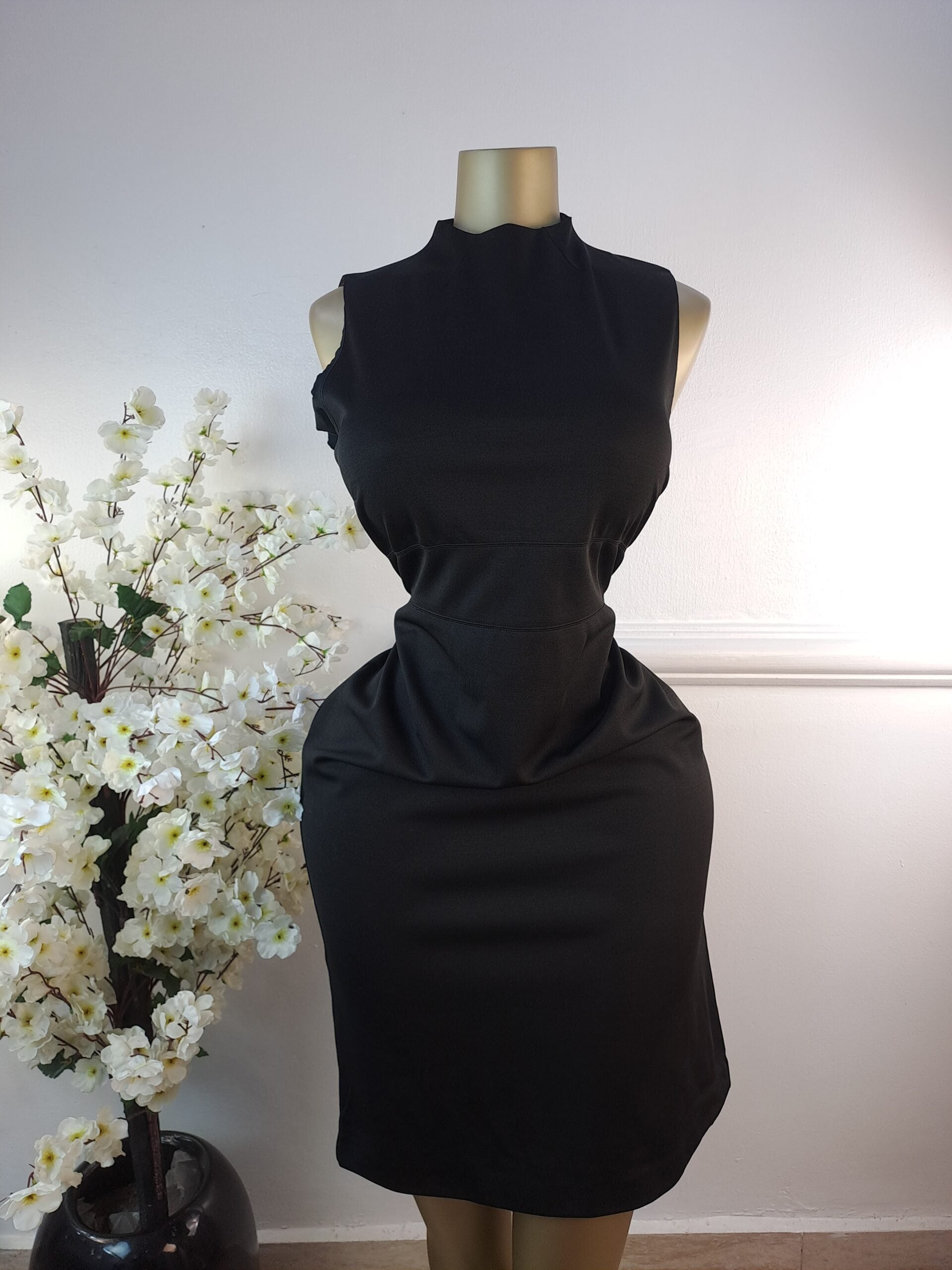 PAPAYA UK SIZE 12 [BLACK] image 0