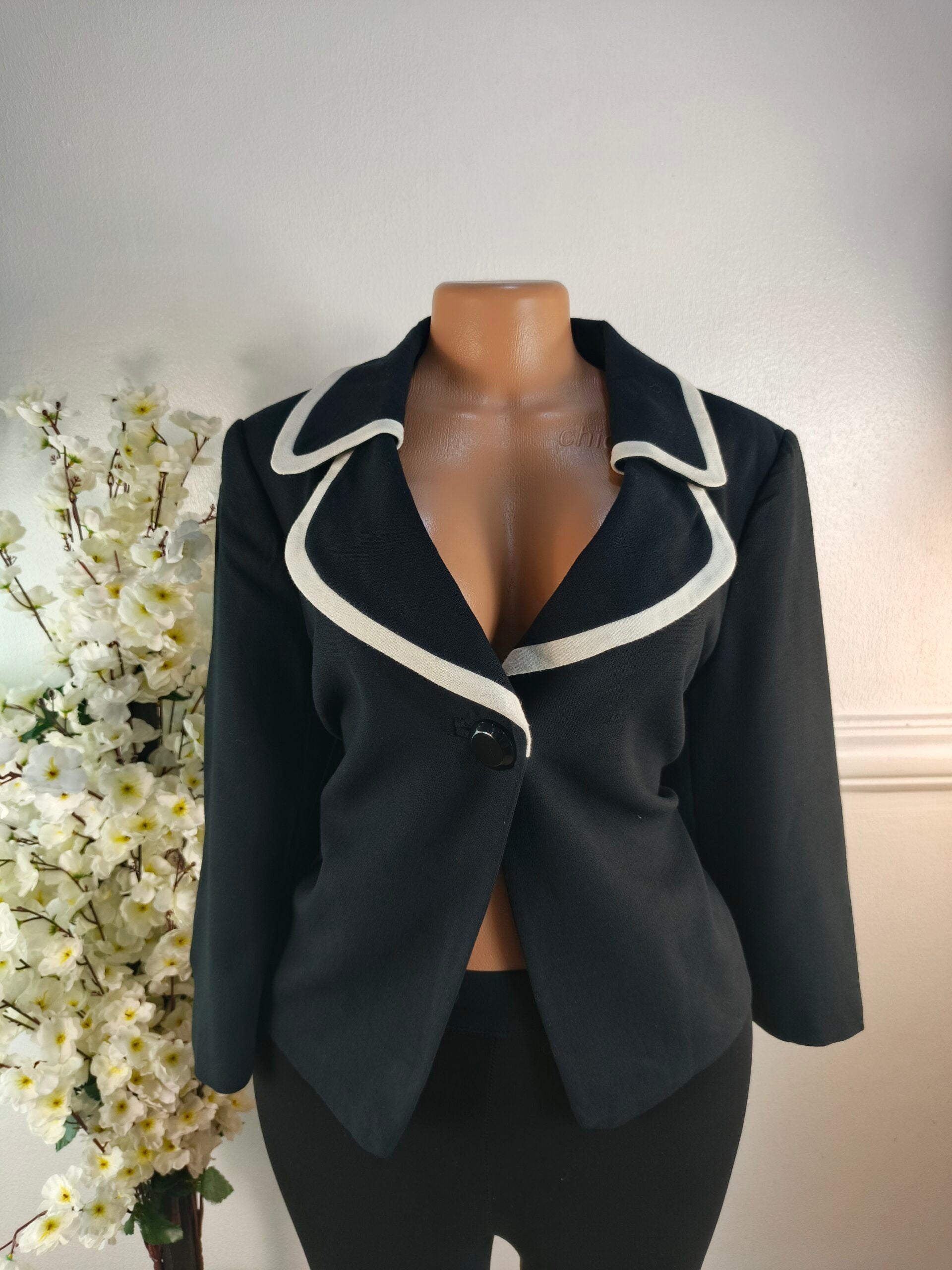 WALLIS UK SIZE 16 [LENGTH 25 INCHES, BLACK] image 0