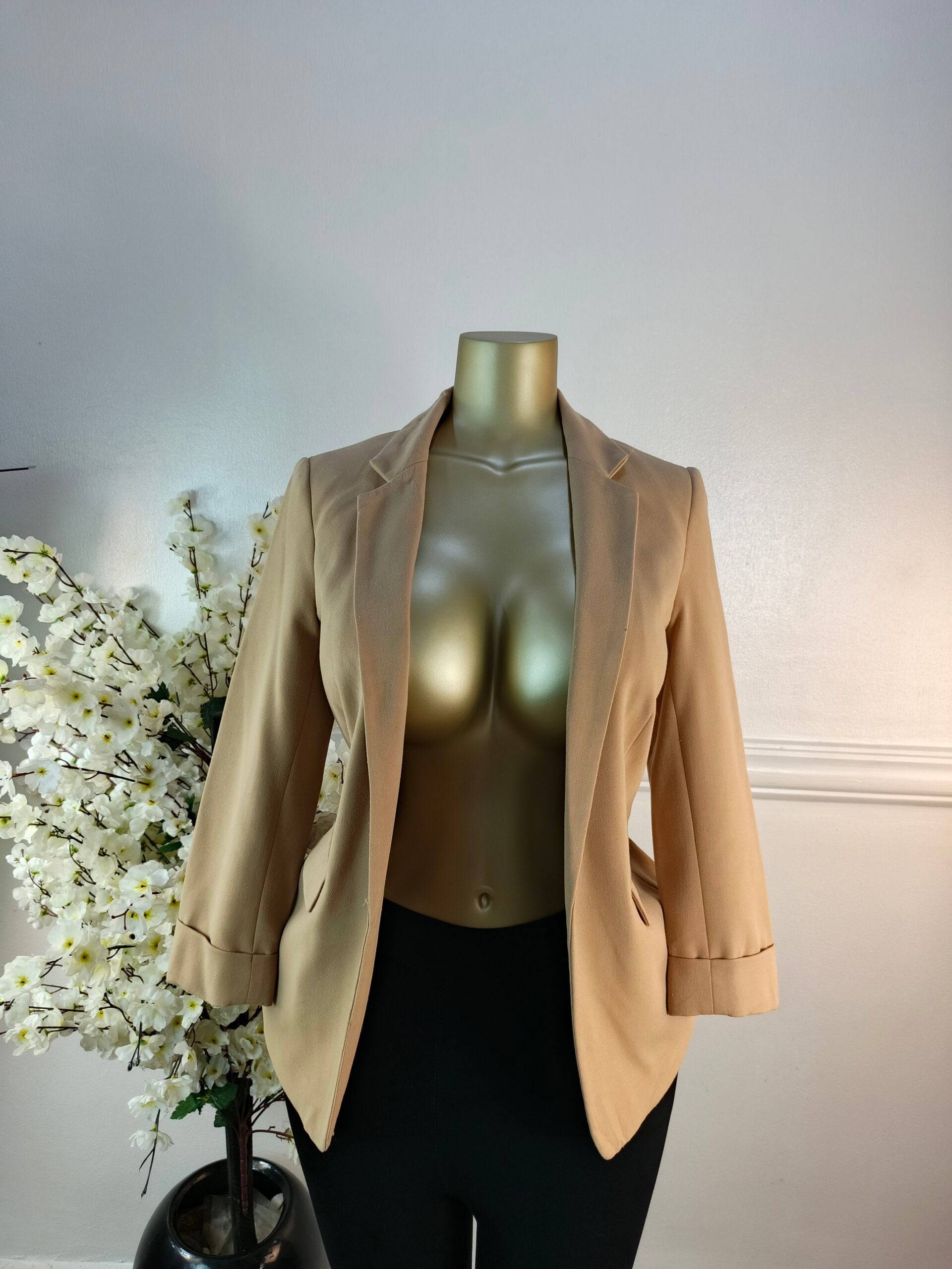 NEW LOOK UK SIZE 8 [LENGTH 27 INCHES, CARTON] image 0
