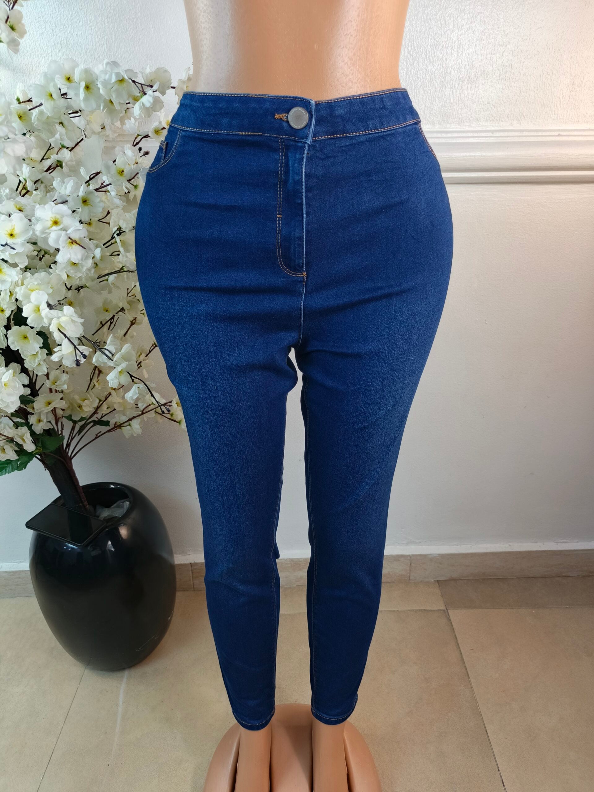 DENIM UK SIZE 18 [LENGTH 39 INCHES, BLUE] image 0