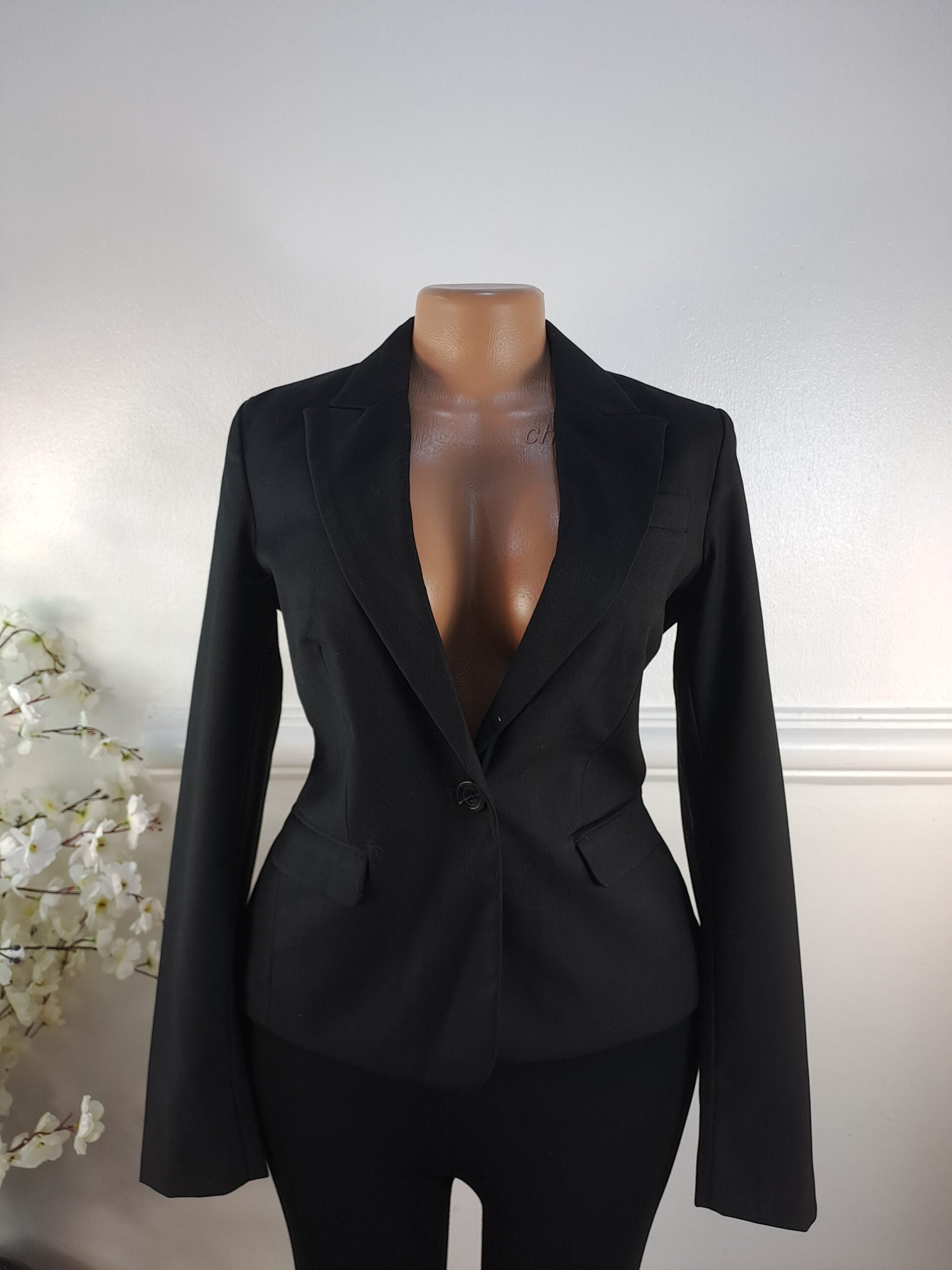 MANGO SUIT UK SIZE 10 [LENGTH 25 INCHES, BLACK] image 0