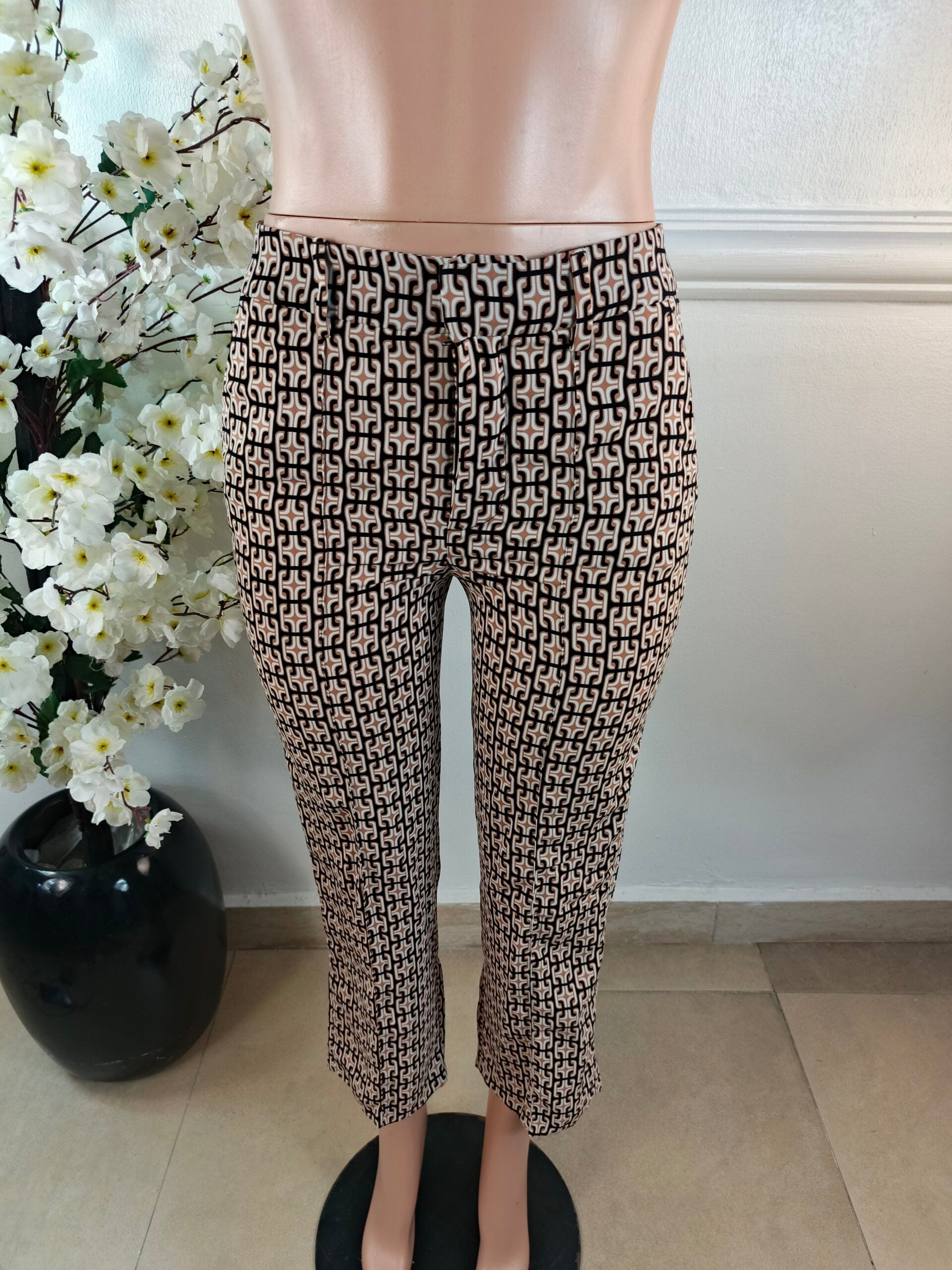PANTS UK SIZE 10 [LENGTH 37 INCHES] image 0
