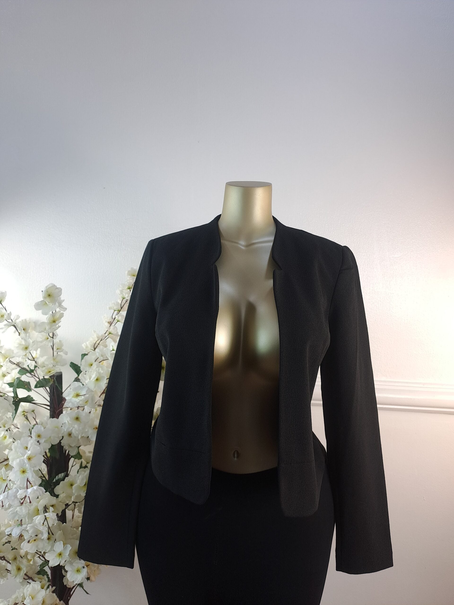 NEW LOOK UK SIZE 10 [LENGTH 21 INCHES, BLACK] image 0