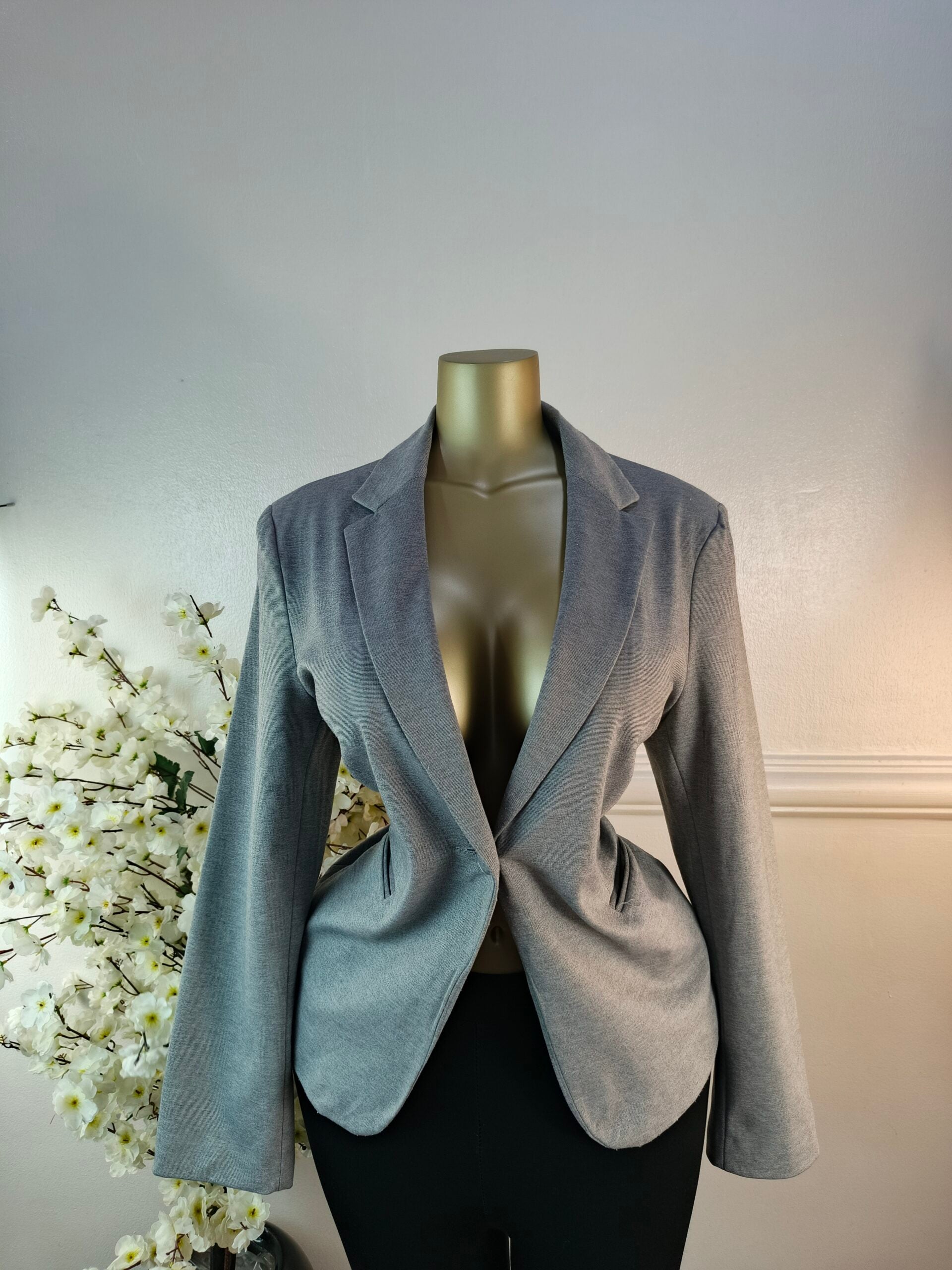 PRIMARK UK SIZE 14 [LENGTH 27 INCHES, GREY] image 0