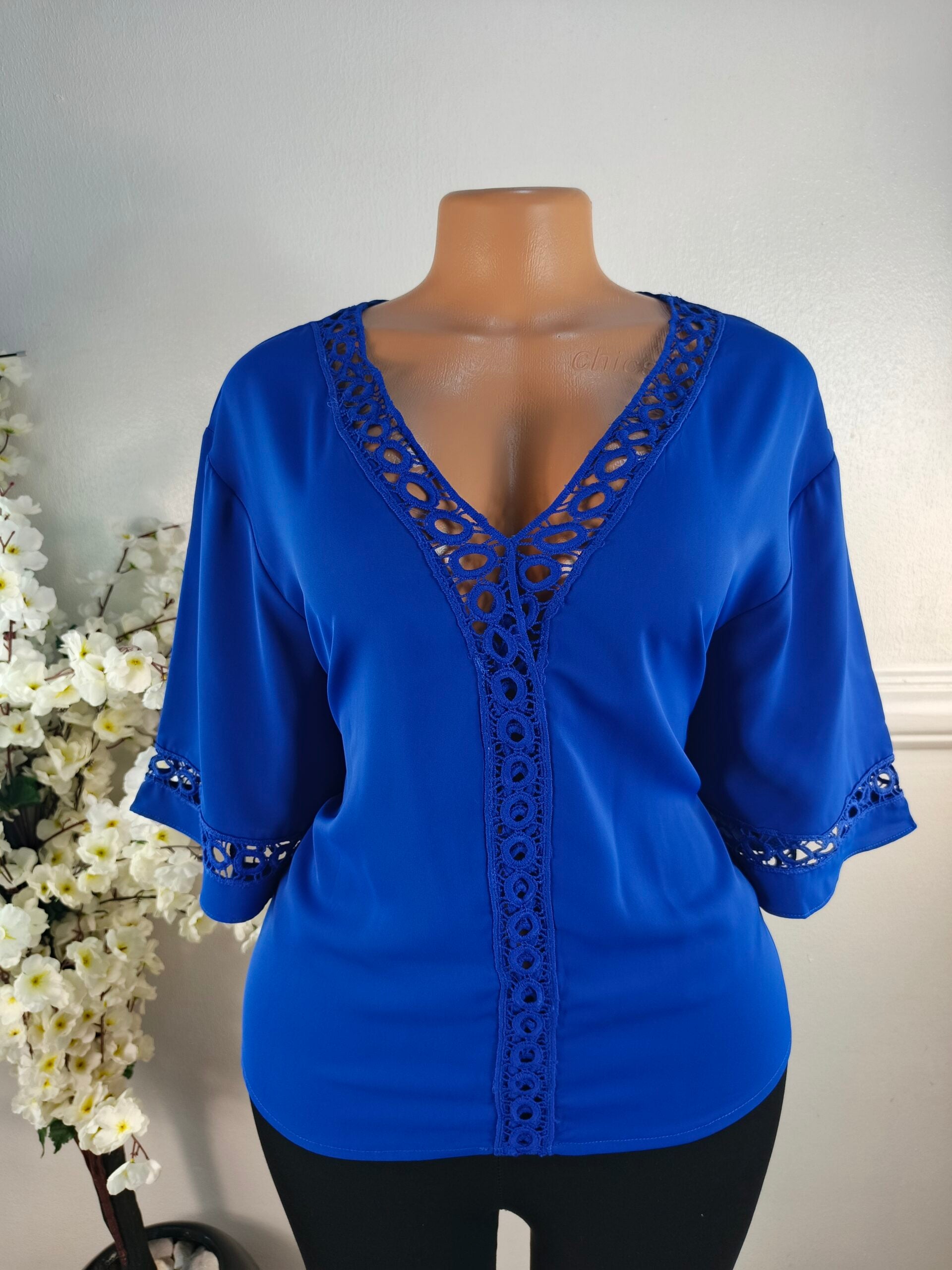 TOP UK SIZE 16 image 0