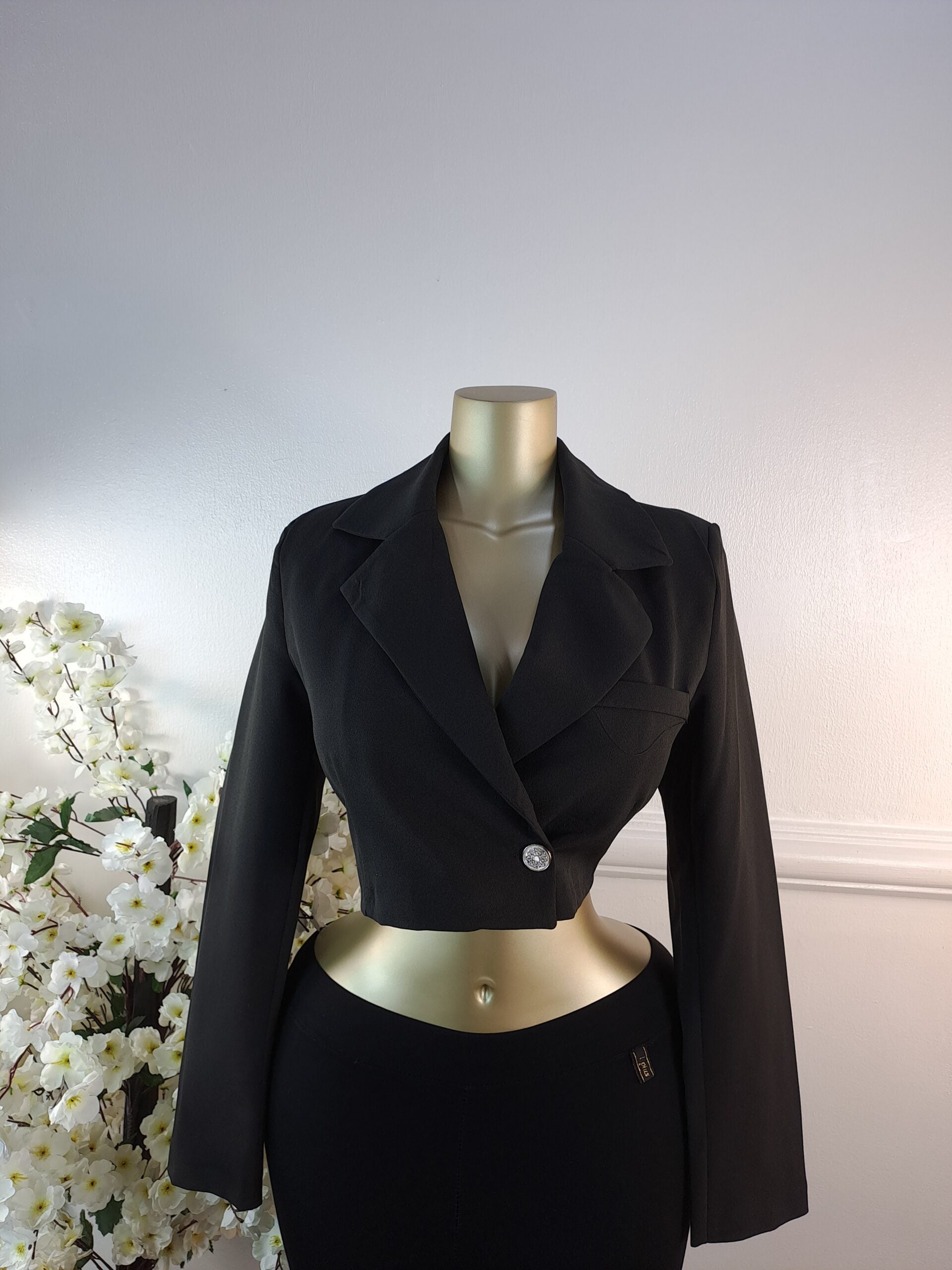 BLAZER UK SIZE 8 [LENGTH 16 INCHES, BLACK] image 0