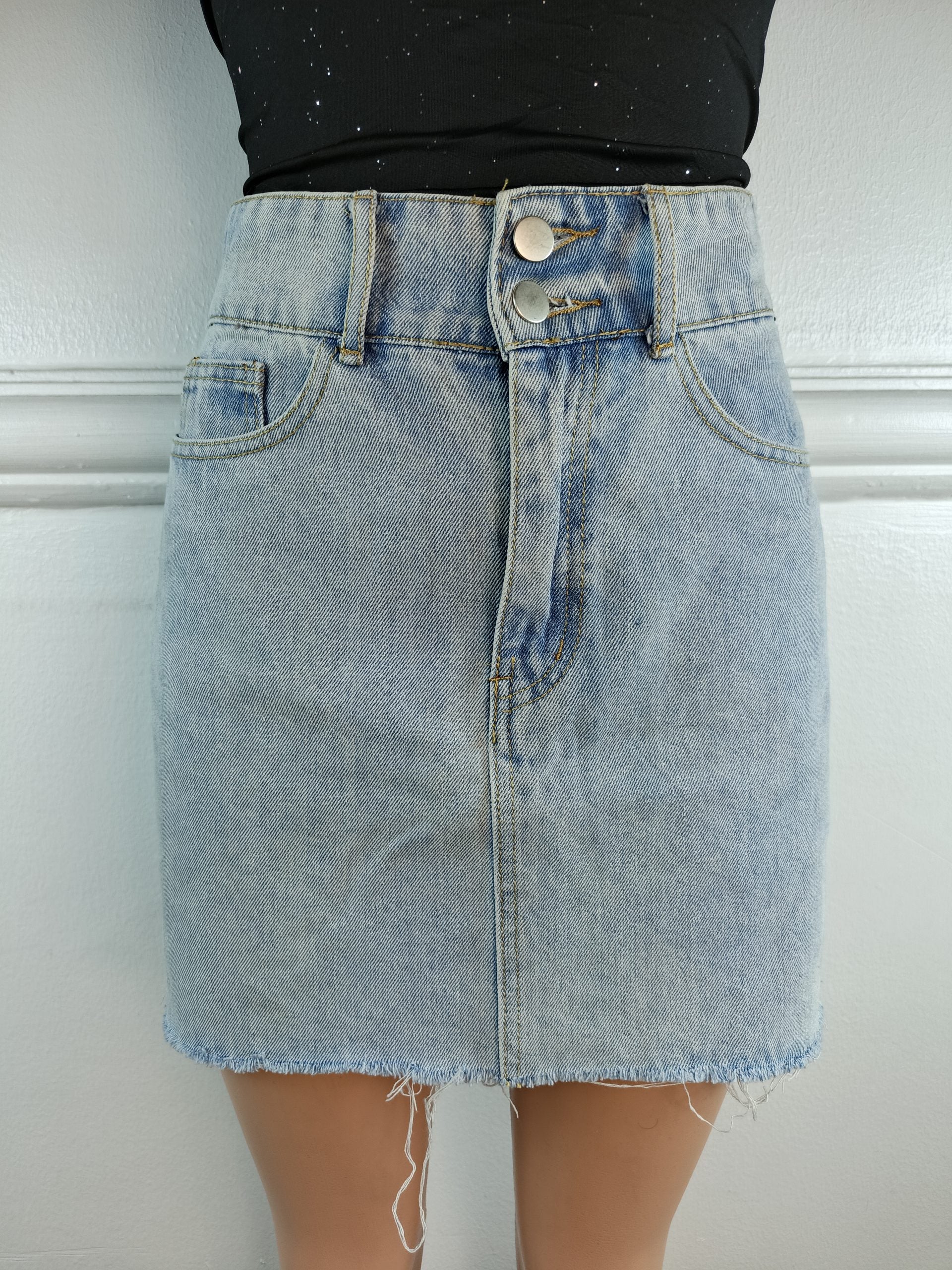 SKIRT UK 10, L-16 INCHES image 0