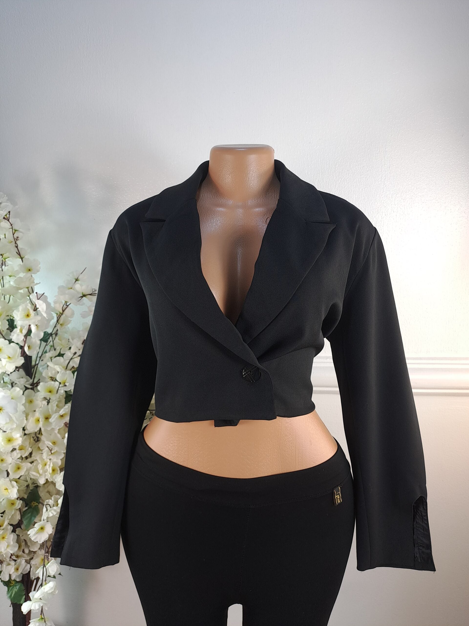DAZY/LESS UK SIZE 16 [LENGTH 18 INCHES, BLACK] image 0