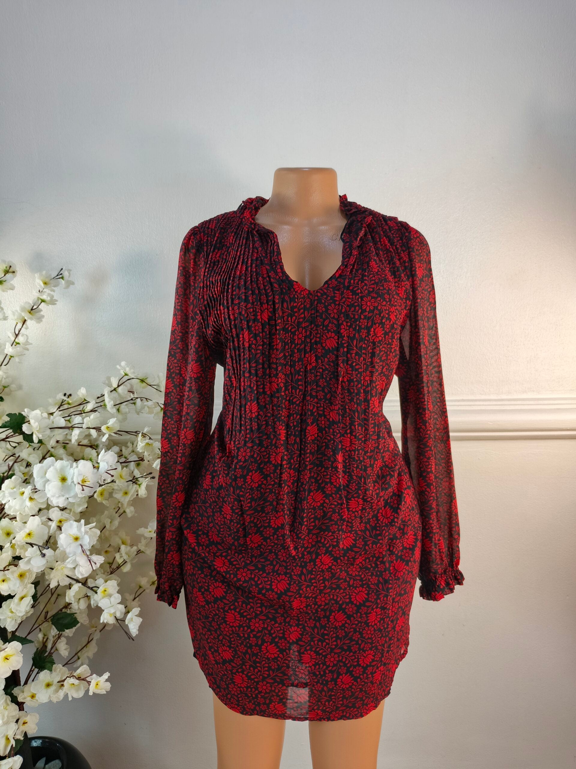 MNG UK SIZE 10 [BLACK &amp; RED] image 0