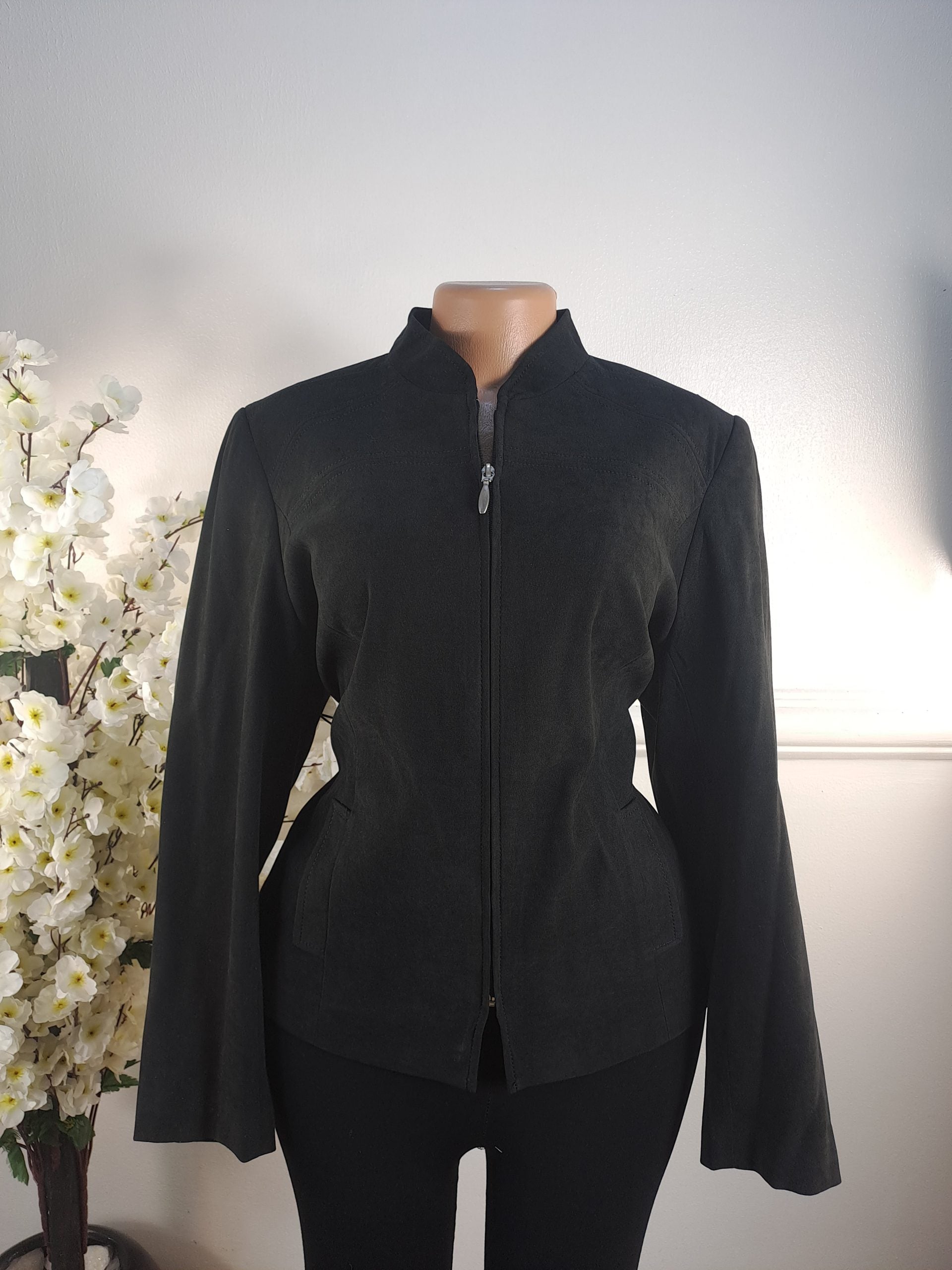 BM UK SIZE 14 [LENGHT 25 INCHES] image 0