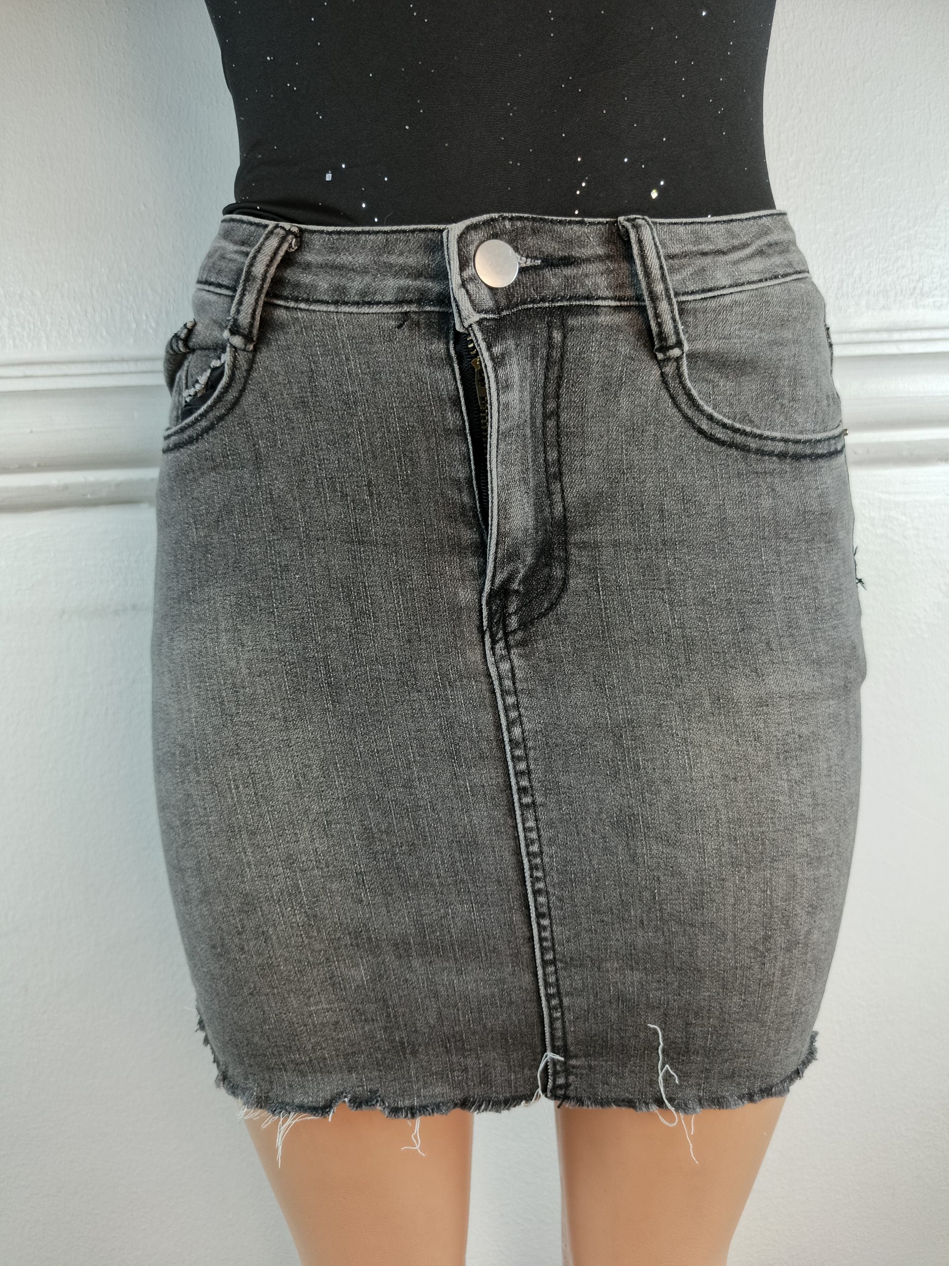 SKIRT UK 6, L-15 INCHES image 0