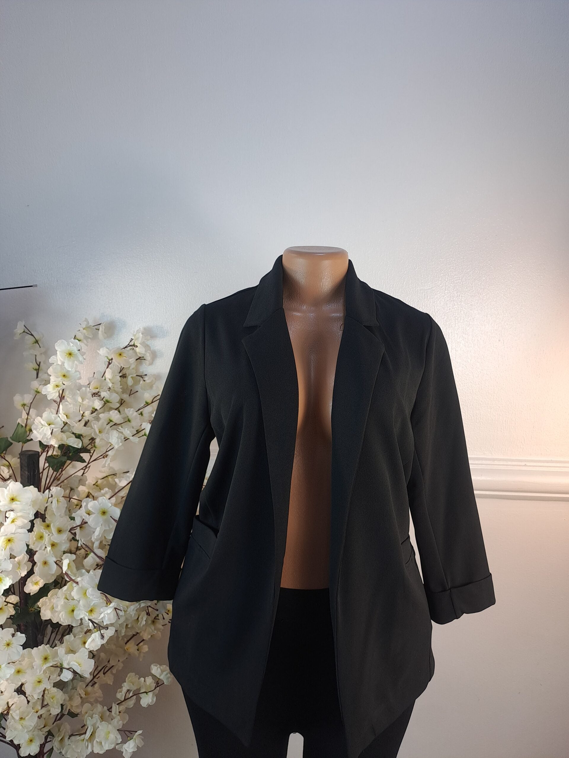 NEW LOOK UK SIZE 10 [LENGTH 27 INCHES, BLACK] image 0