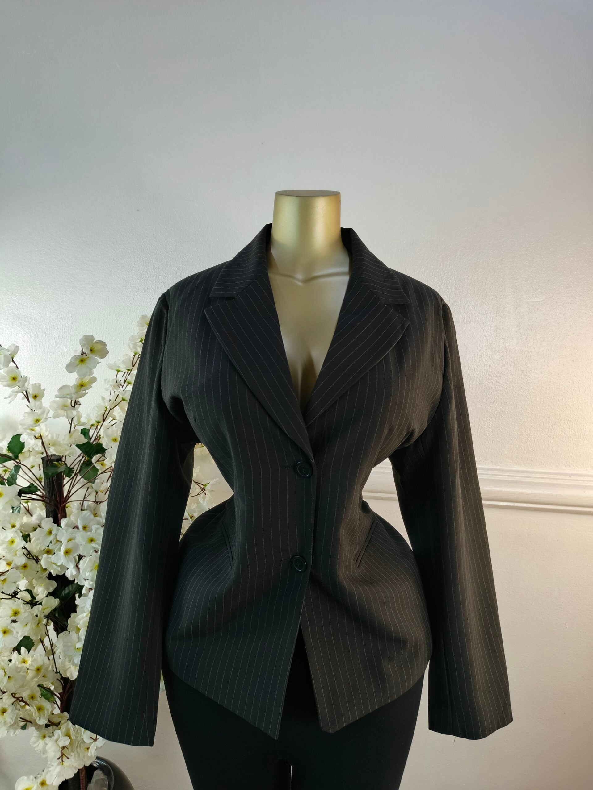 AMARANTO UK SIZE 18 [LENGTH 27 INCHES, BLACK] image 0