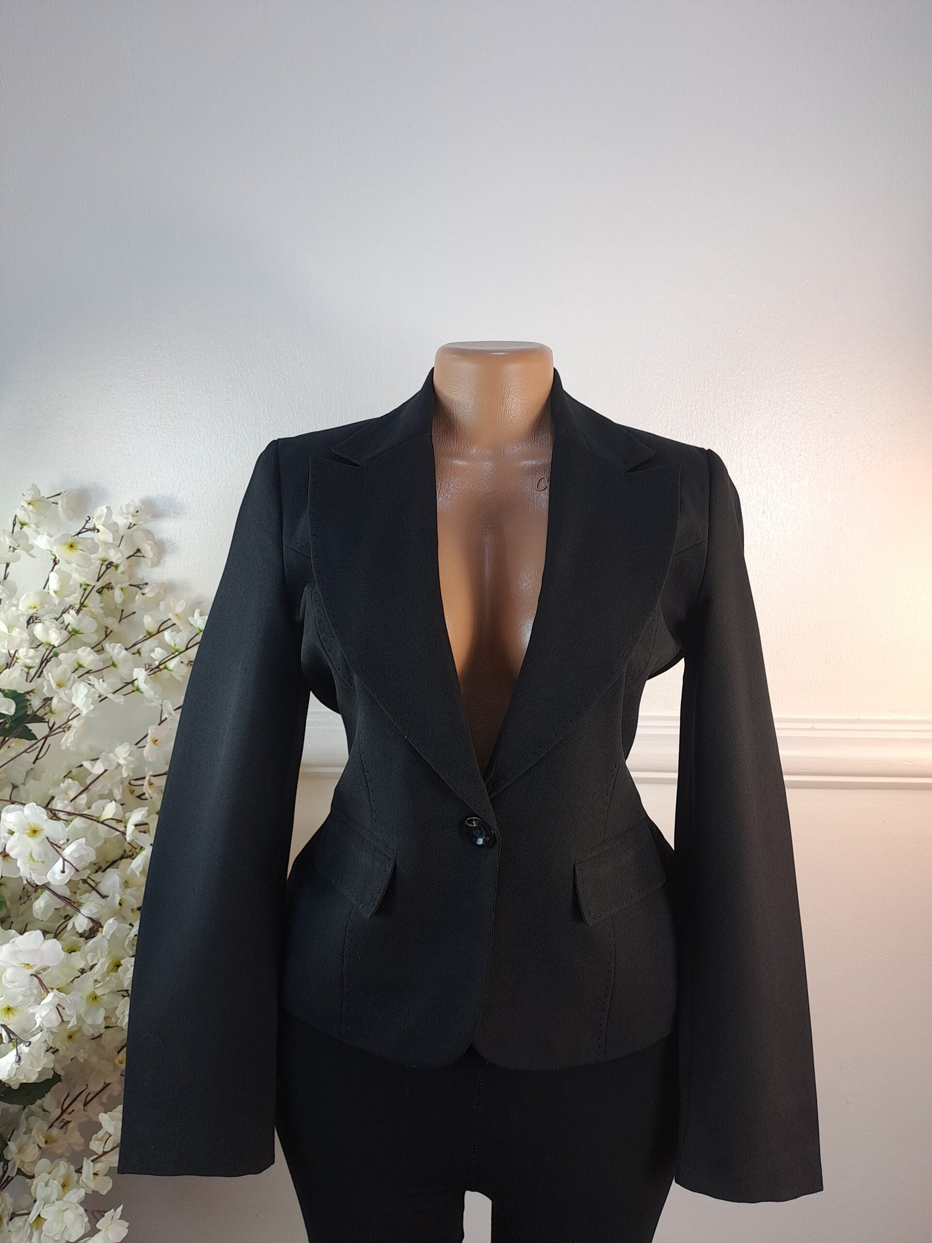 BLAZER UK SIZE 10 [LENGTH 24 INCHES, BLACK] image 0