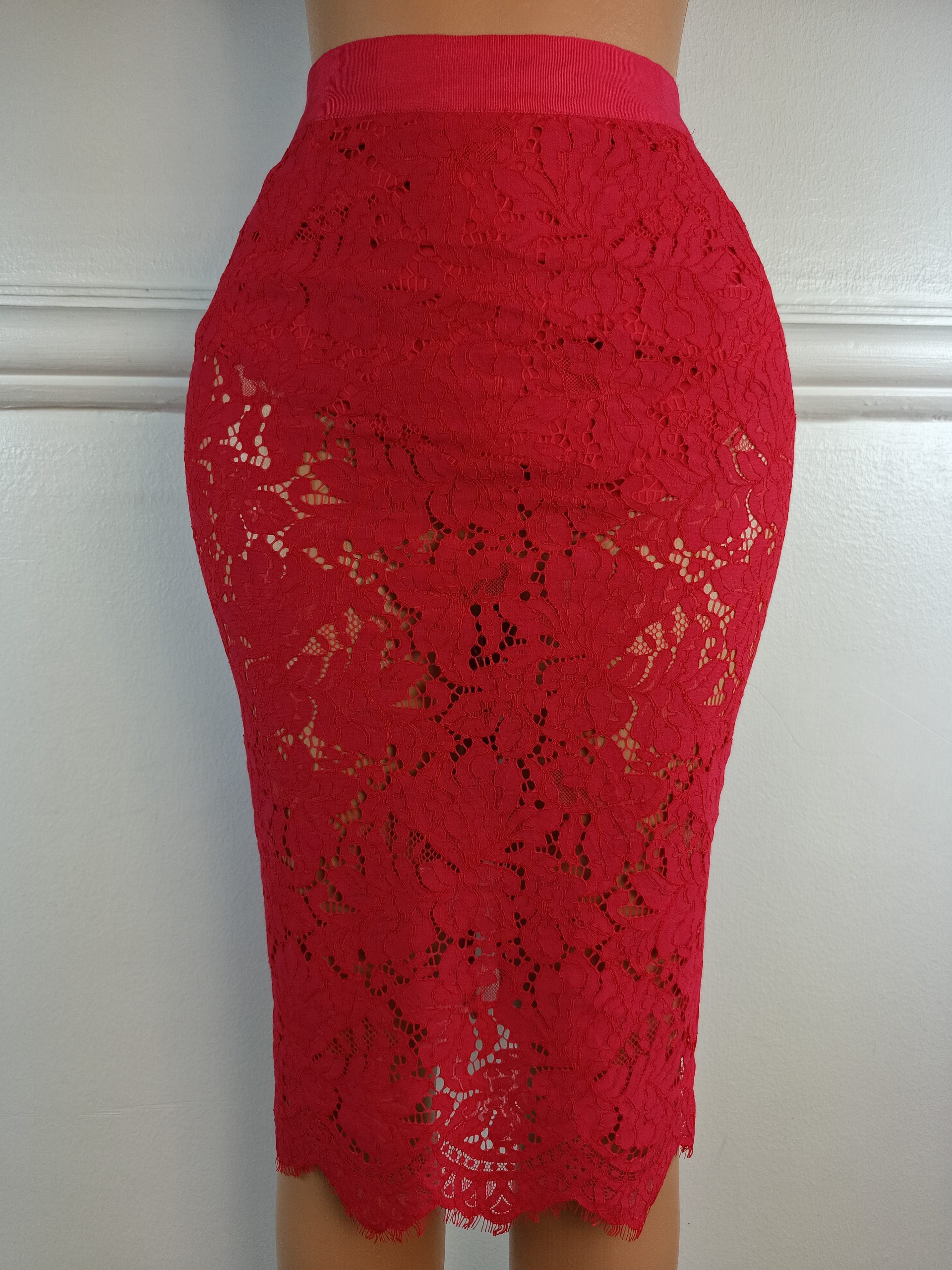 H&M UK 8, L-27 INCHES image 0