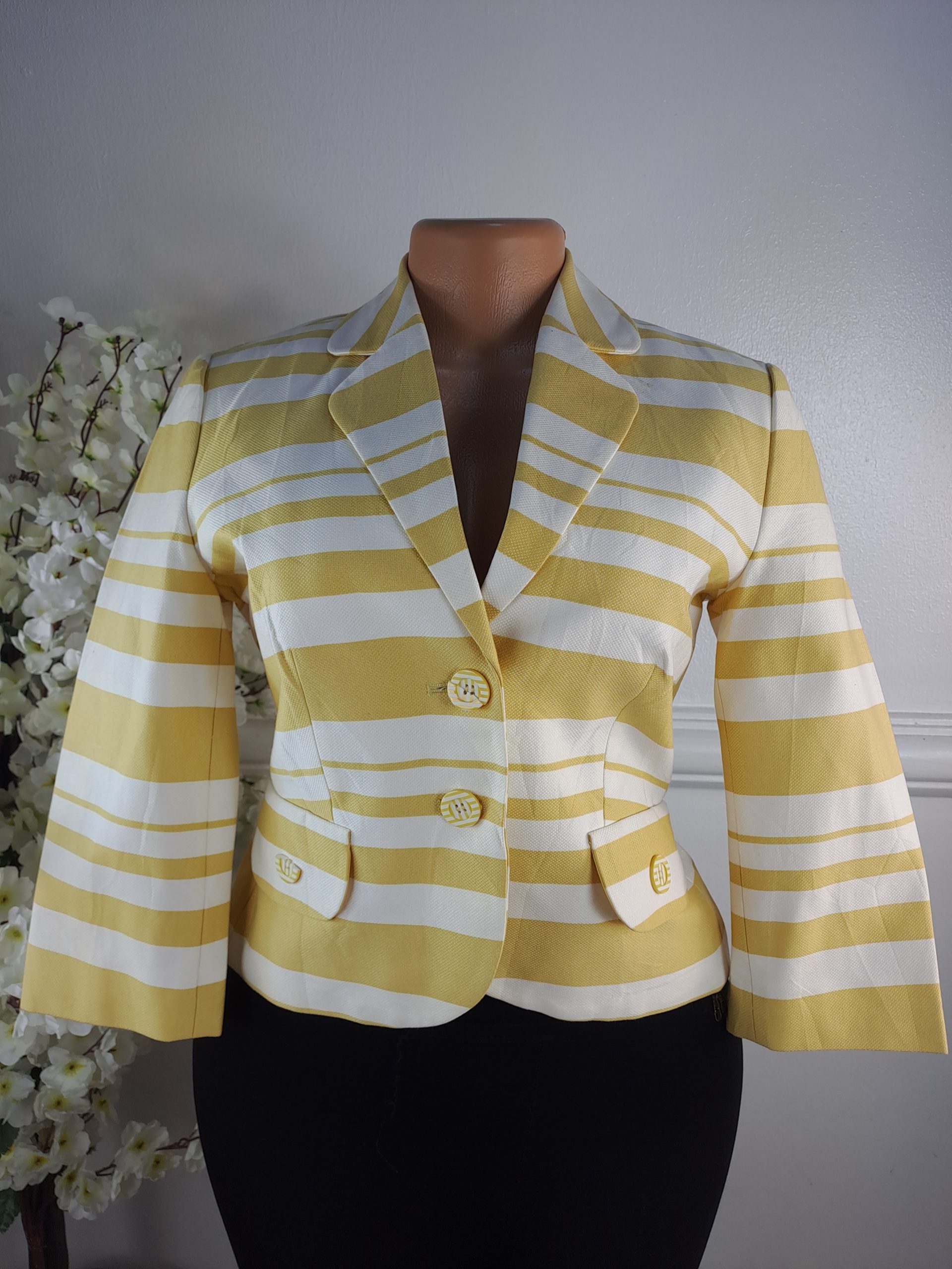 MARK & SPENCER UK SIZE 8 [LENGHT 21 INCHES] image 0