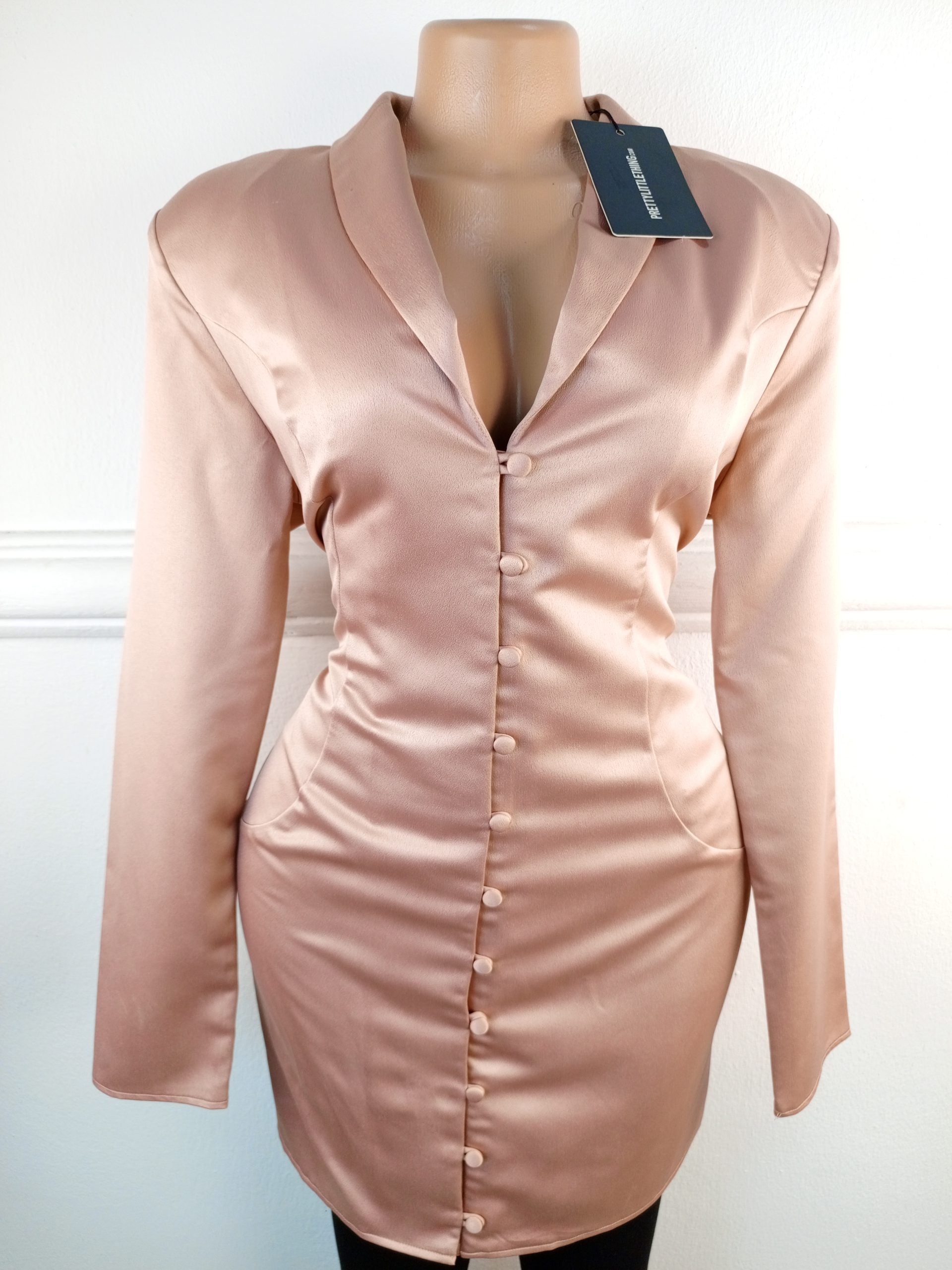 PRETTYLITTLETHING UK 10 image 0