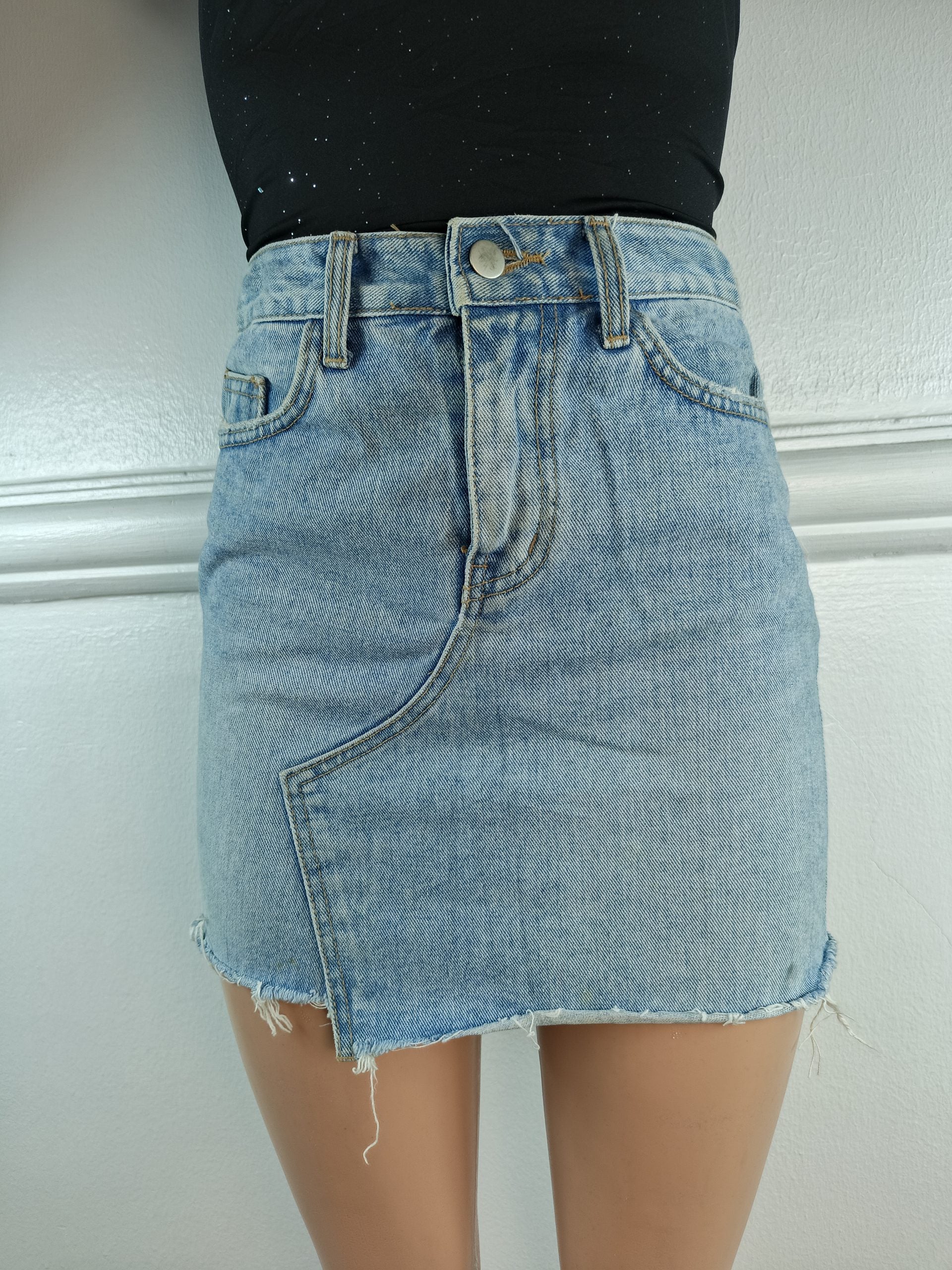 SKIRT UK 6, L-15 INCHES image 0