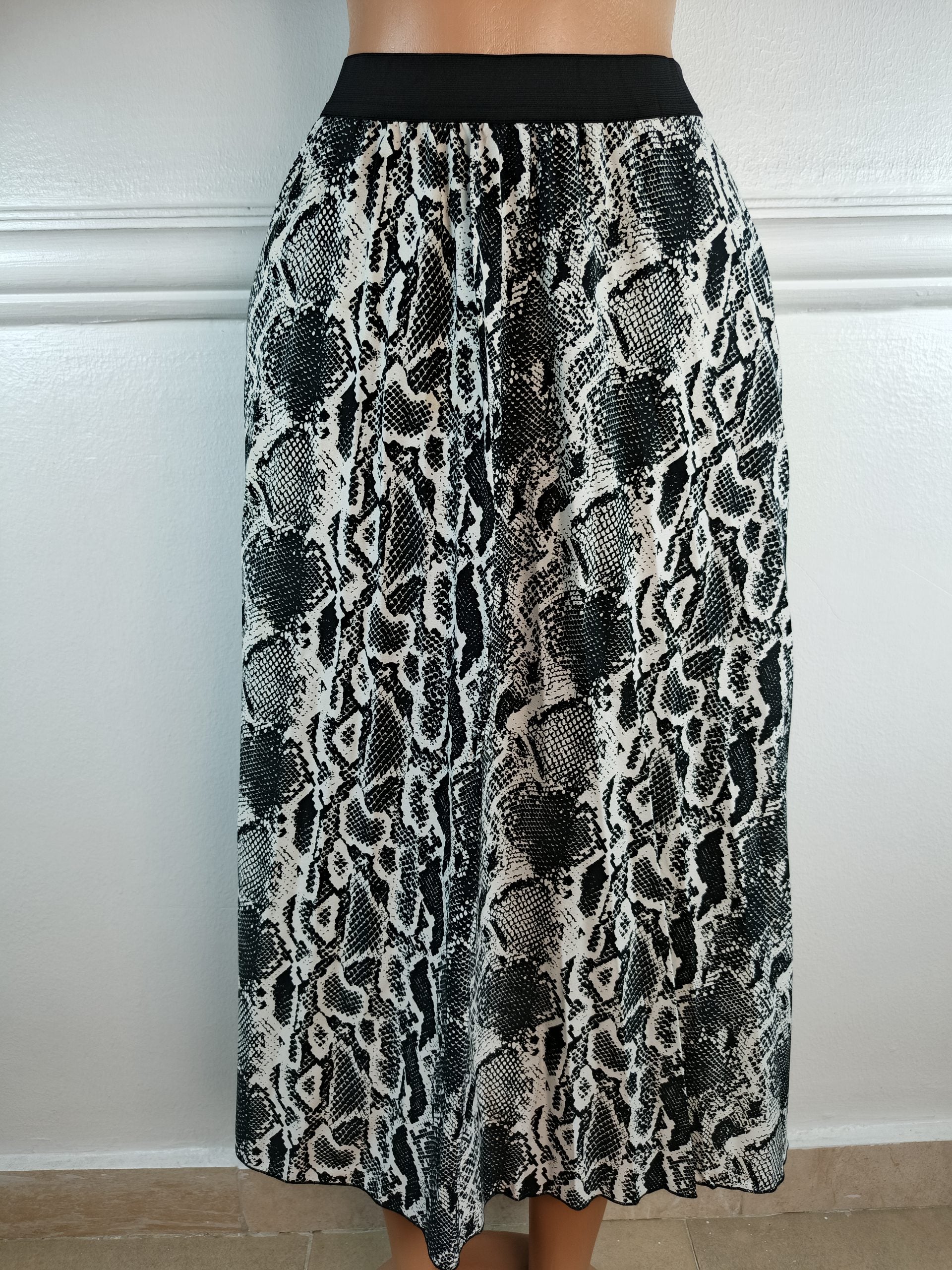 PEP & CO UK 12, L-34 INCHES image 0