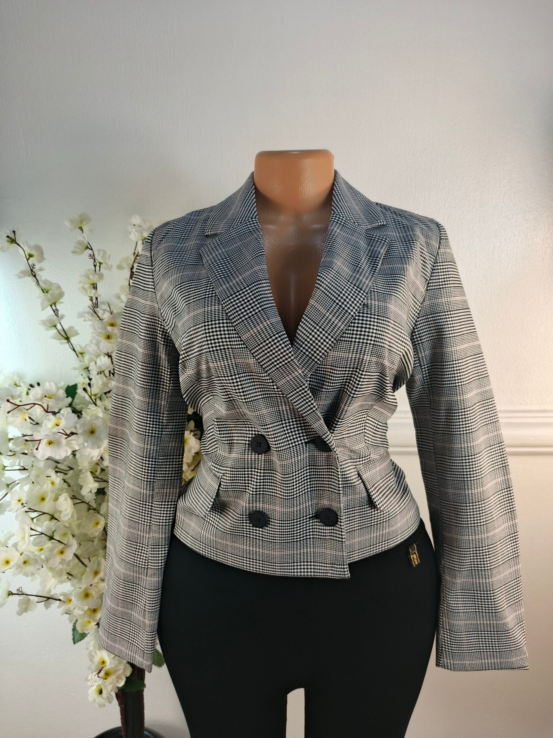 SINSAY UK SIZE 8 [LENGTH 20 INCHES, CHECKERS] image 0