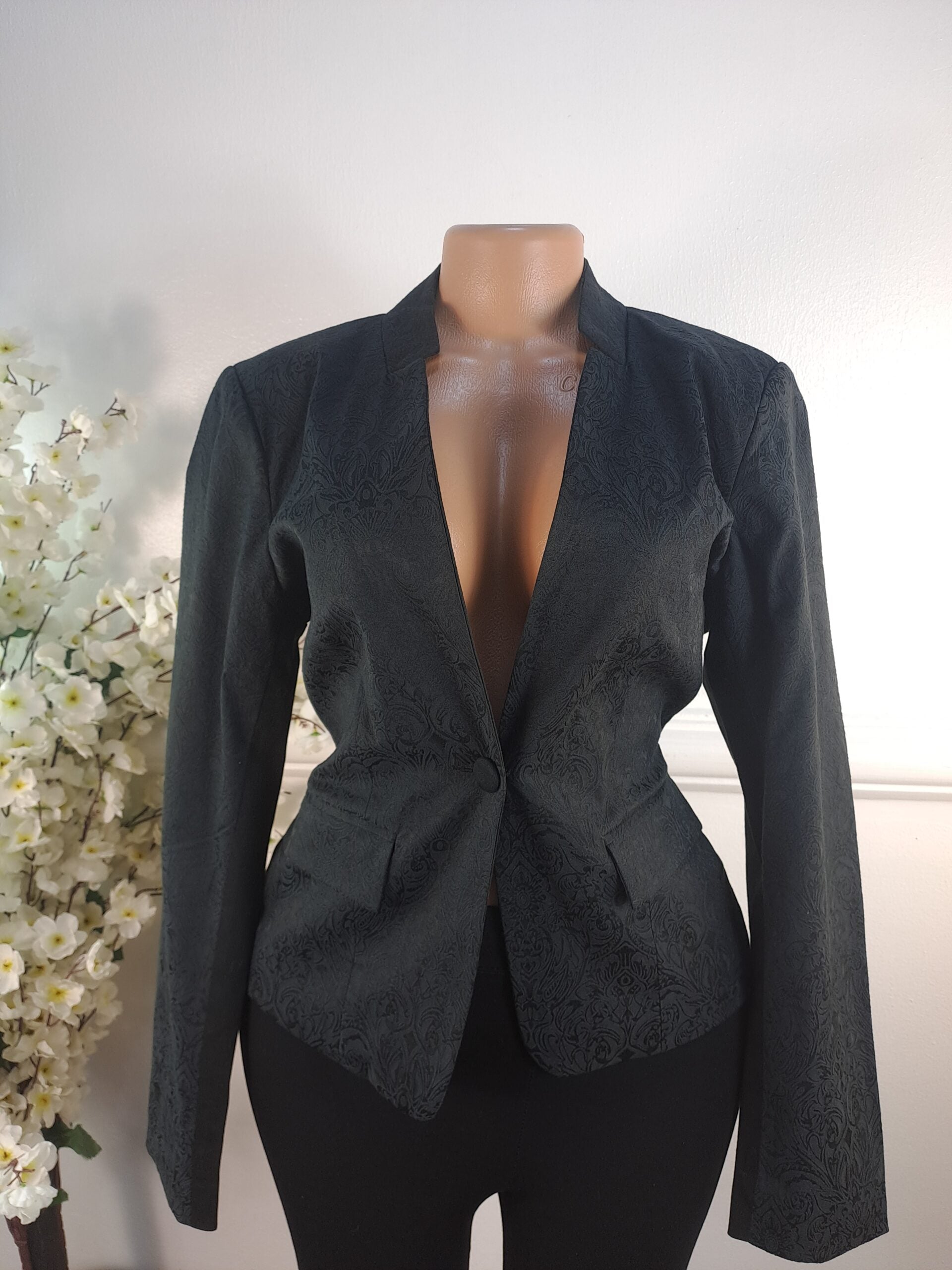 VILLA CLOTHES UK SIZE 14 [LENGHT 24 INCHES, OLIVE BLACK] image 0