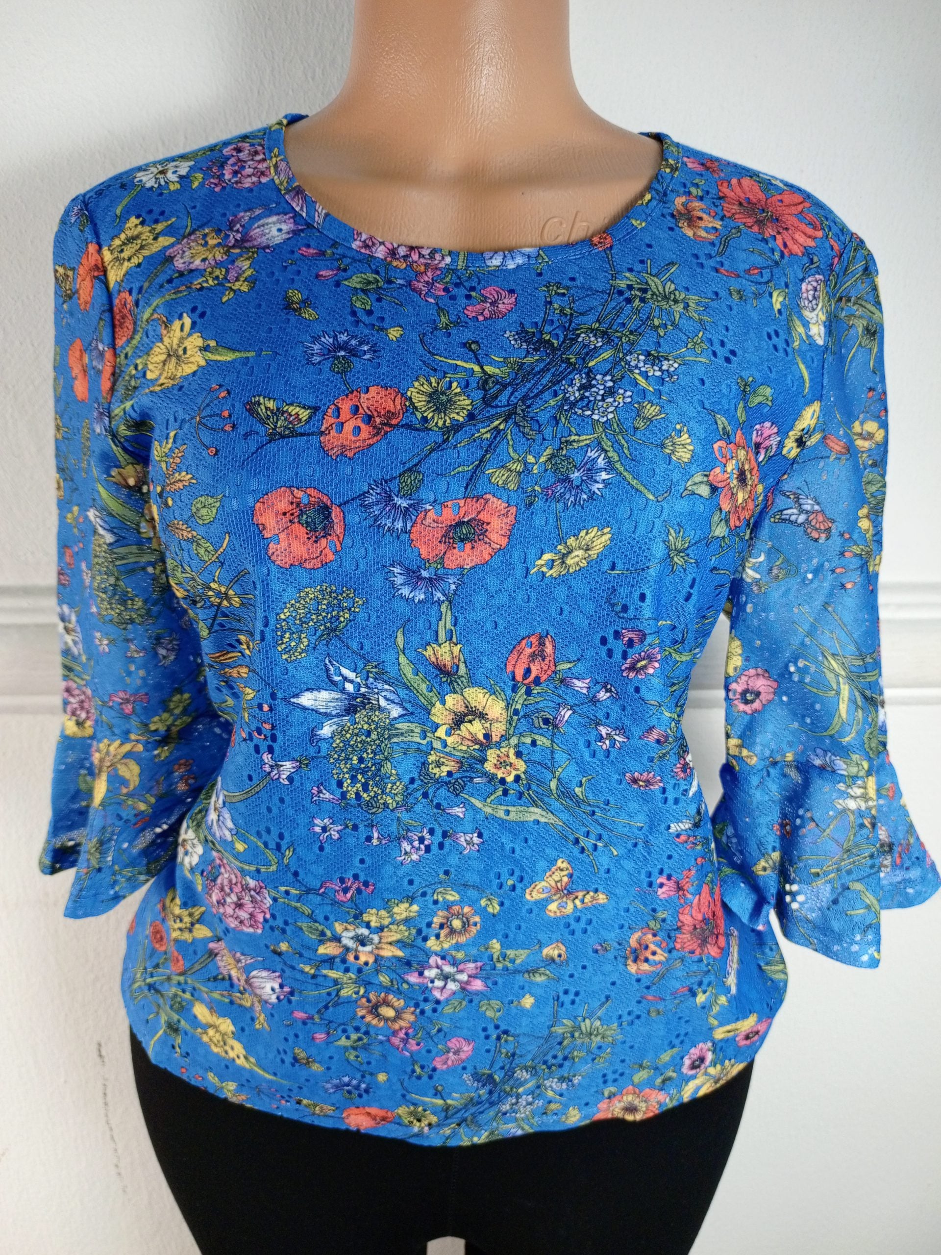 OASIS UK 10 image 0