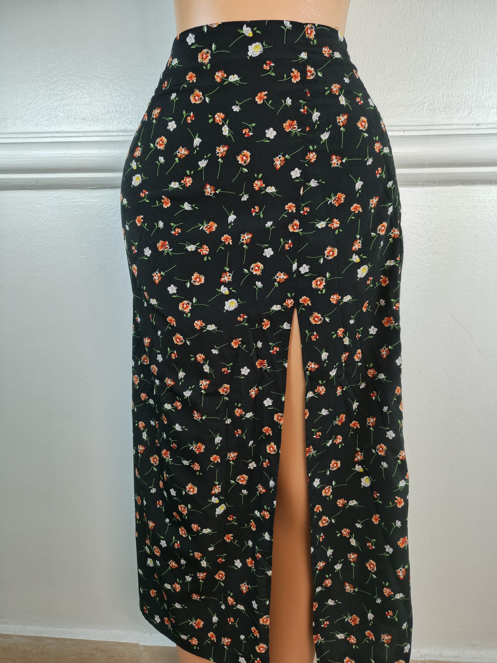 SHEIN UK 12, L-37 INCHES image 0