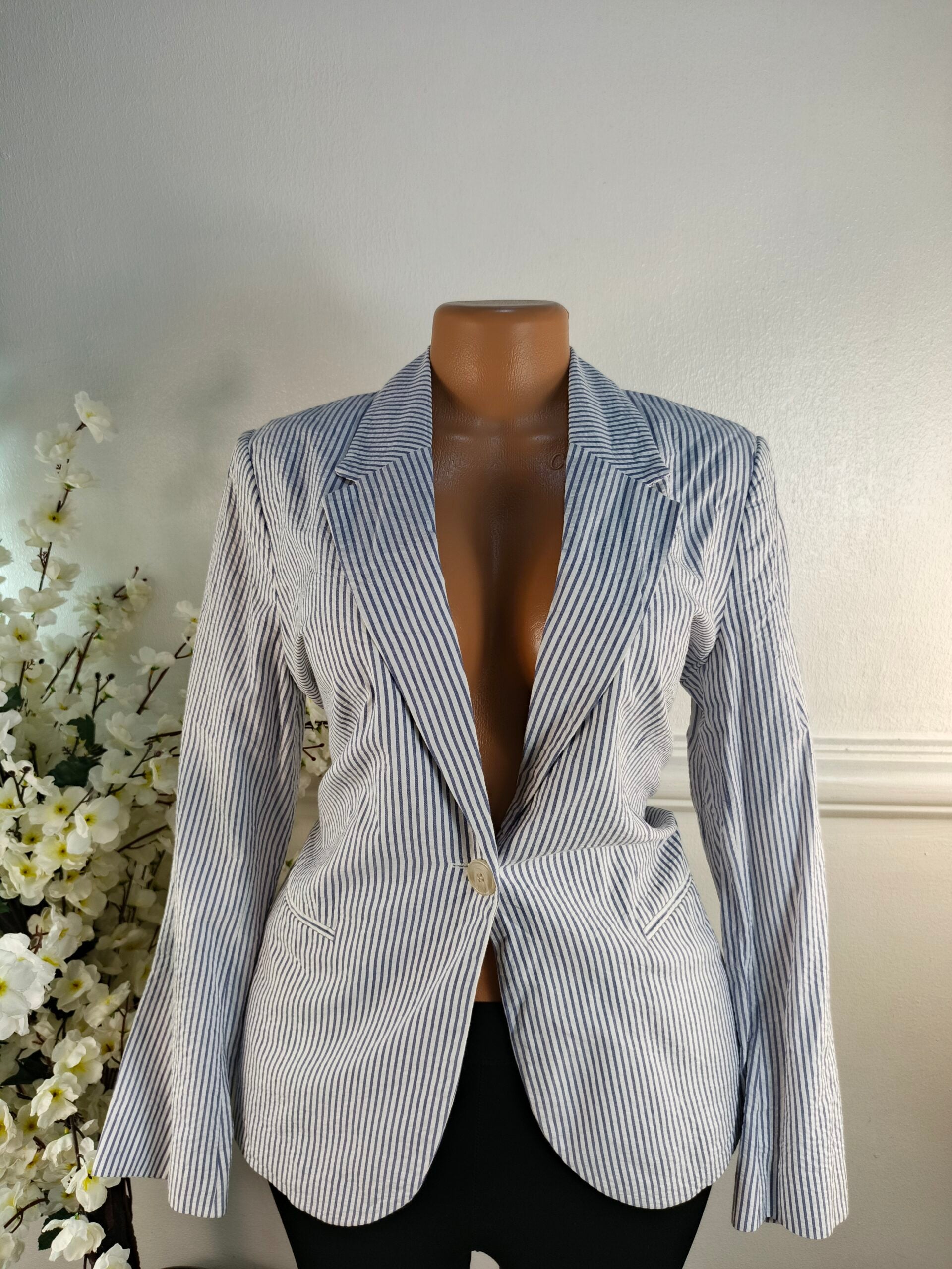 H&amp;M UK SIZE 12 [LENGHT 28 INCHES, WHITE] image 0