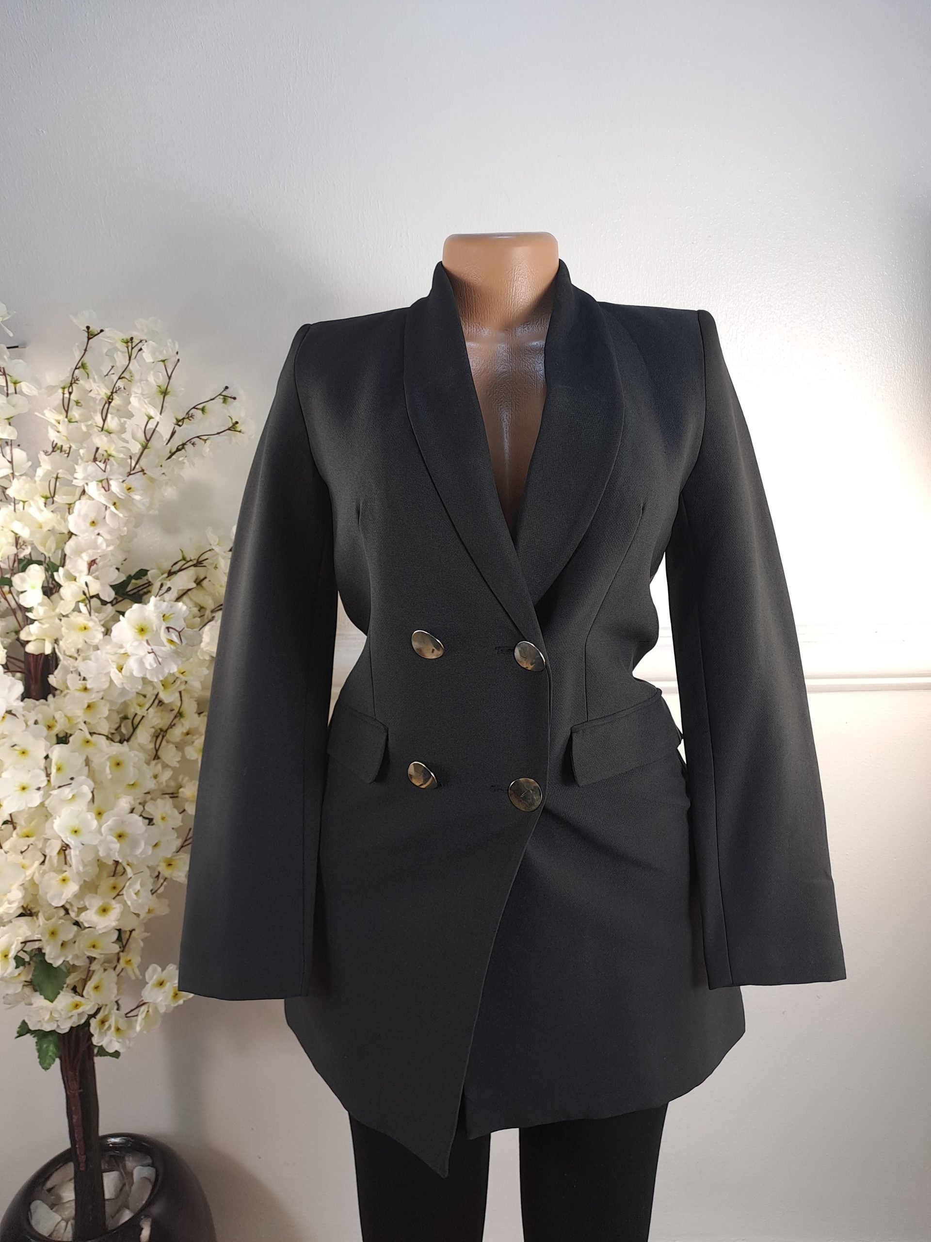 ZARA UK SIZE 6 [LENGHT 32 INCHES] image 0