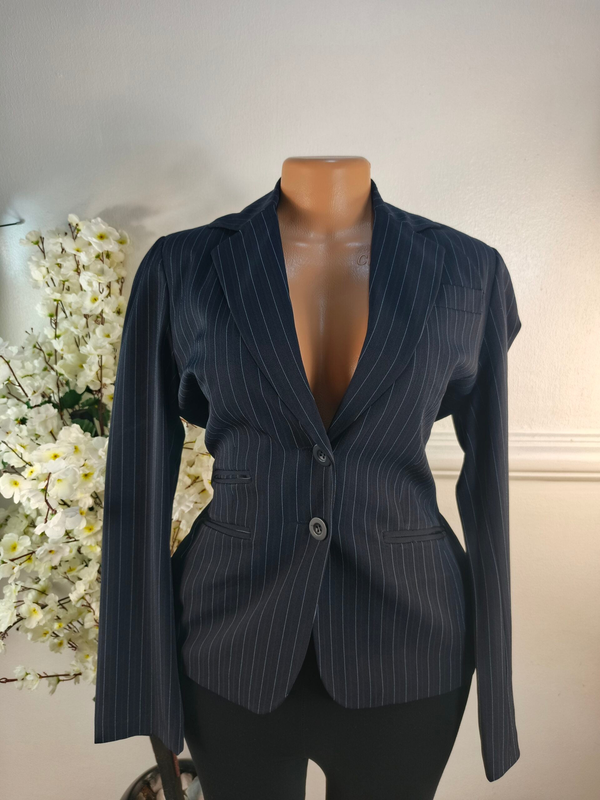 BLAZER UK SIZE 12 [LENGHT 24 INCHES, BLACK] image 0
