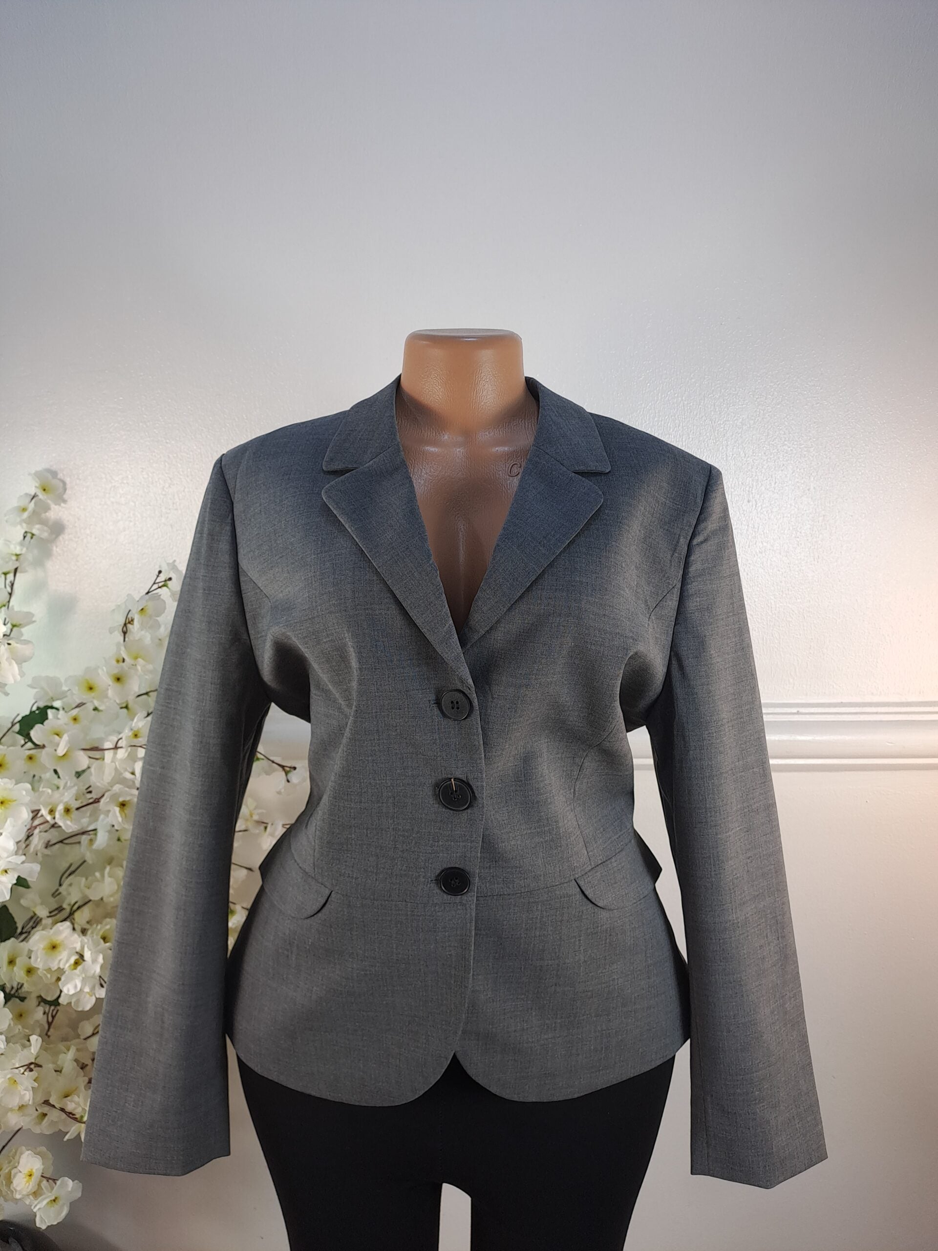 BROOK TARVERNER UK SIZE 16 [LENGTH 20 INCHES, ASH] image 0