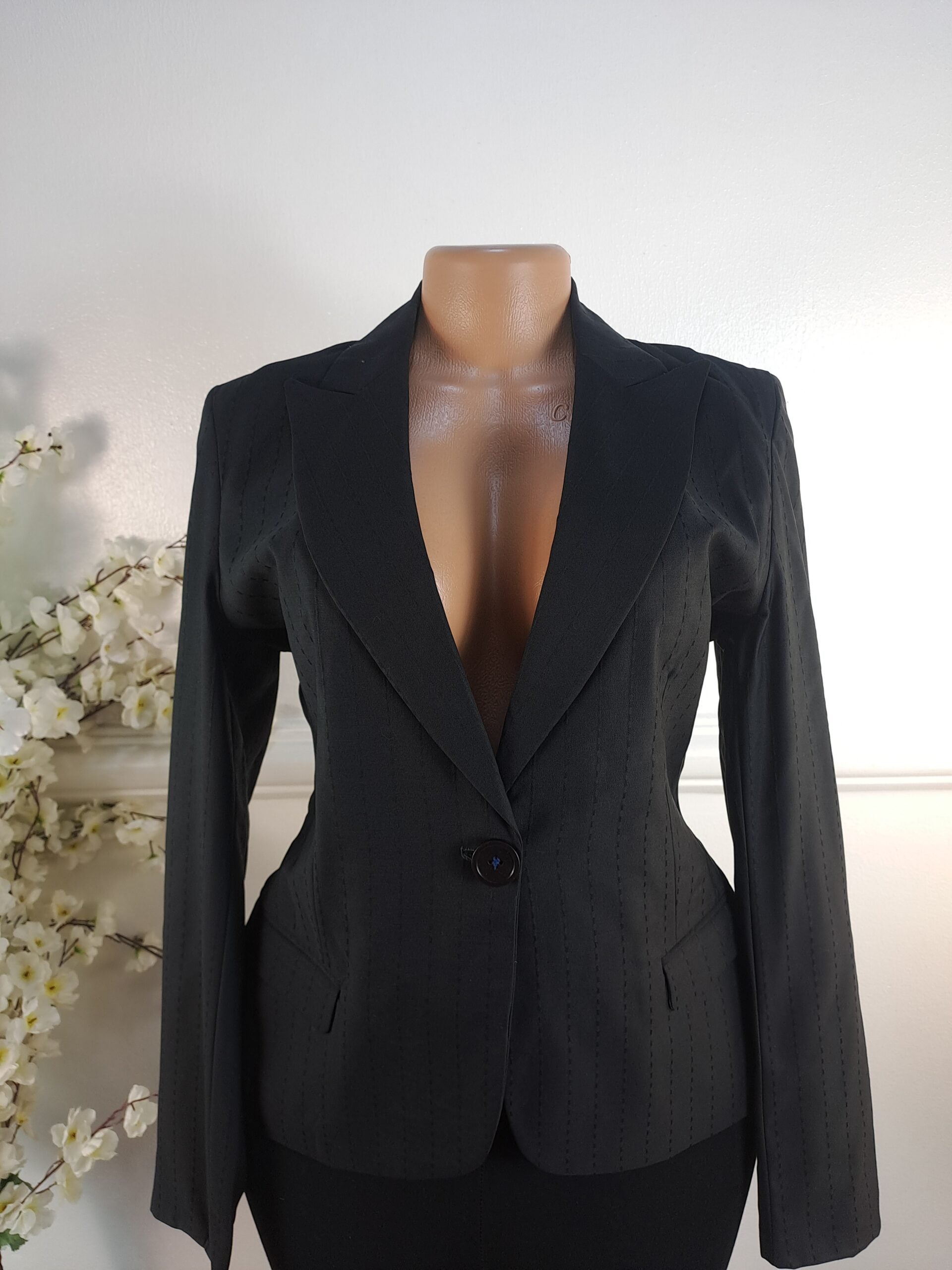 MADE IN ENGLAND UK SIZE 6 [LENGHT 24 INCHES, BLACK] image 0