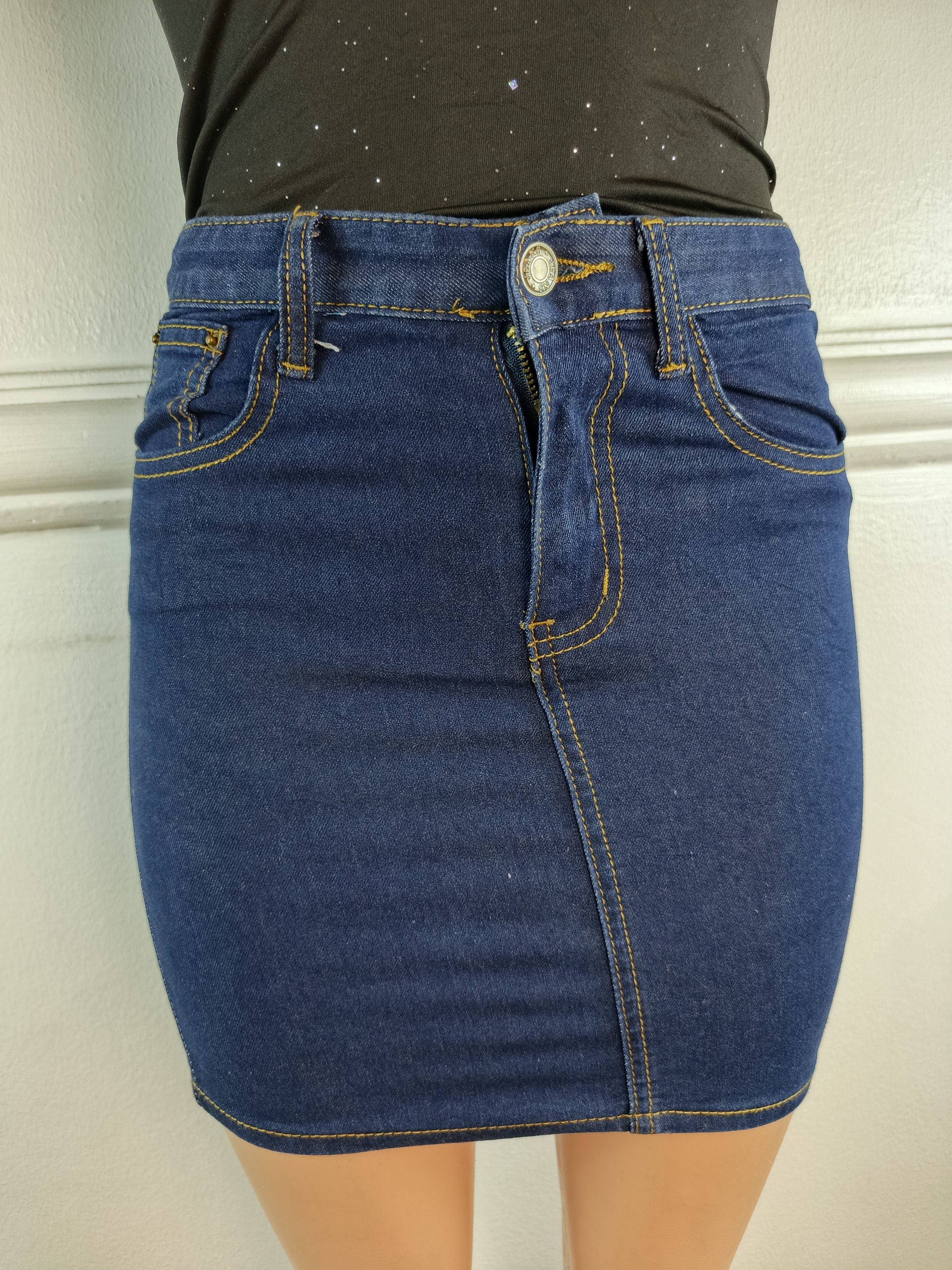 SKIRT UK 6, L-15 INCHES image 0