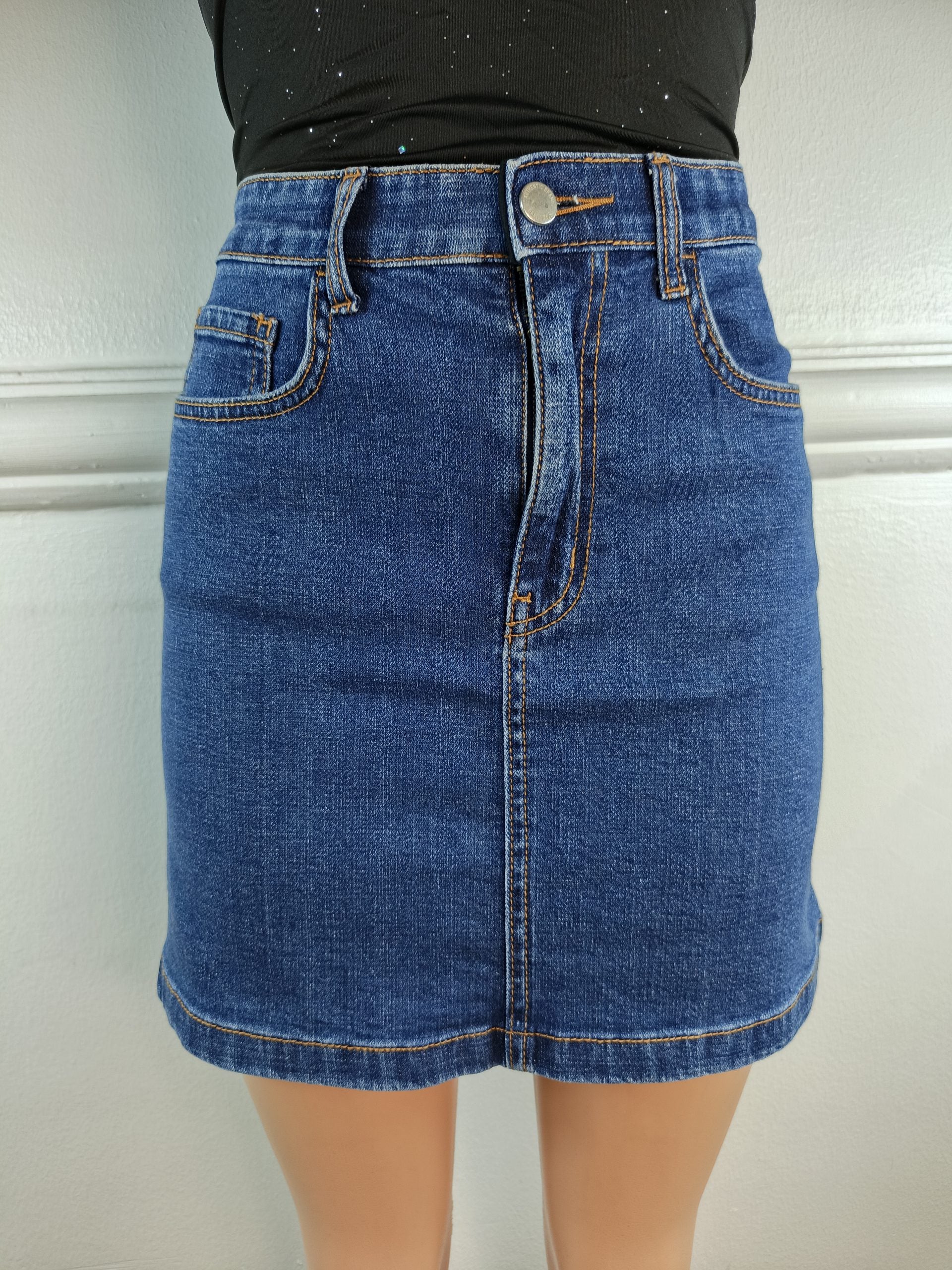 SKIRT UK 8, L-16 INCHES image 0