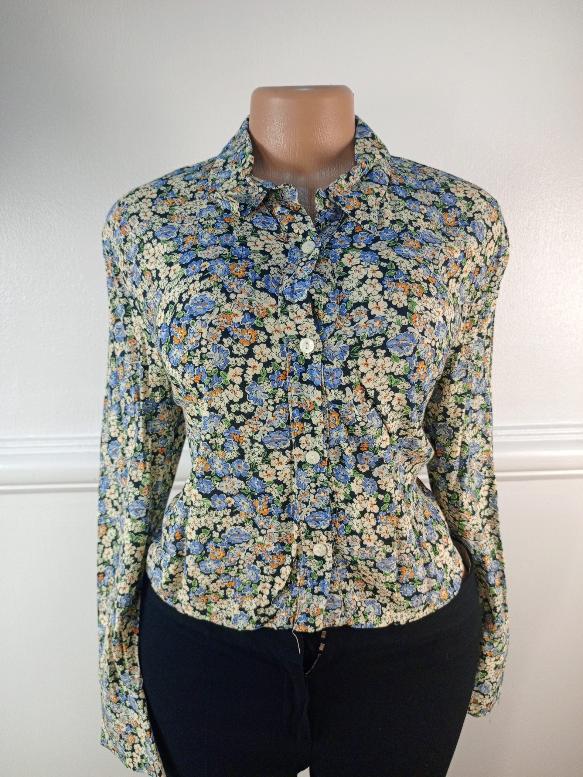 ZARA UK 8 image 0