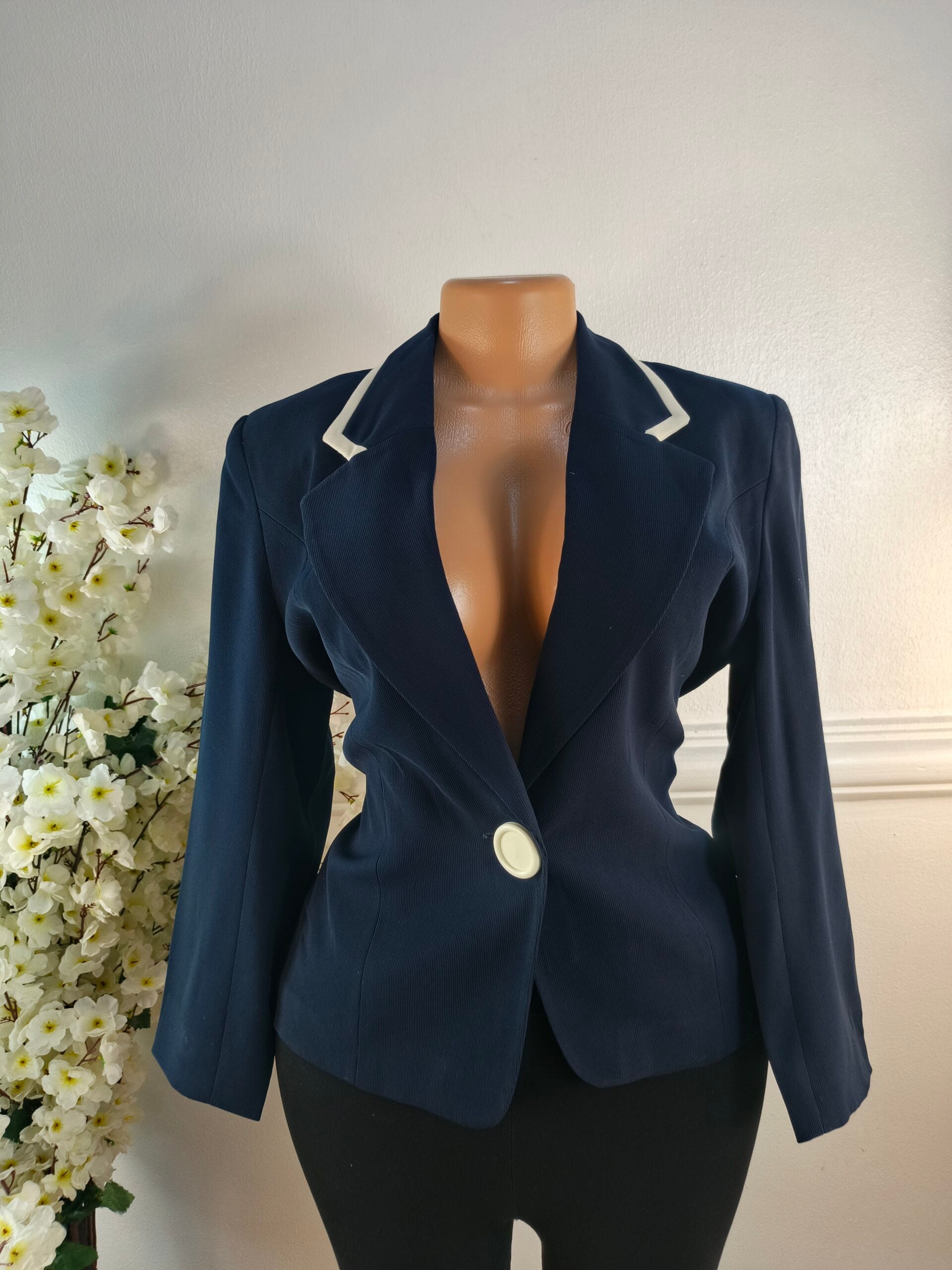 BLAZER UK SIZE 10 [LENGTH 25 INCHES, NAVY BLUE] image 0