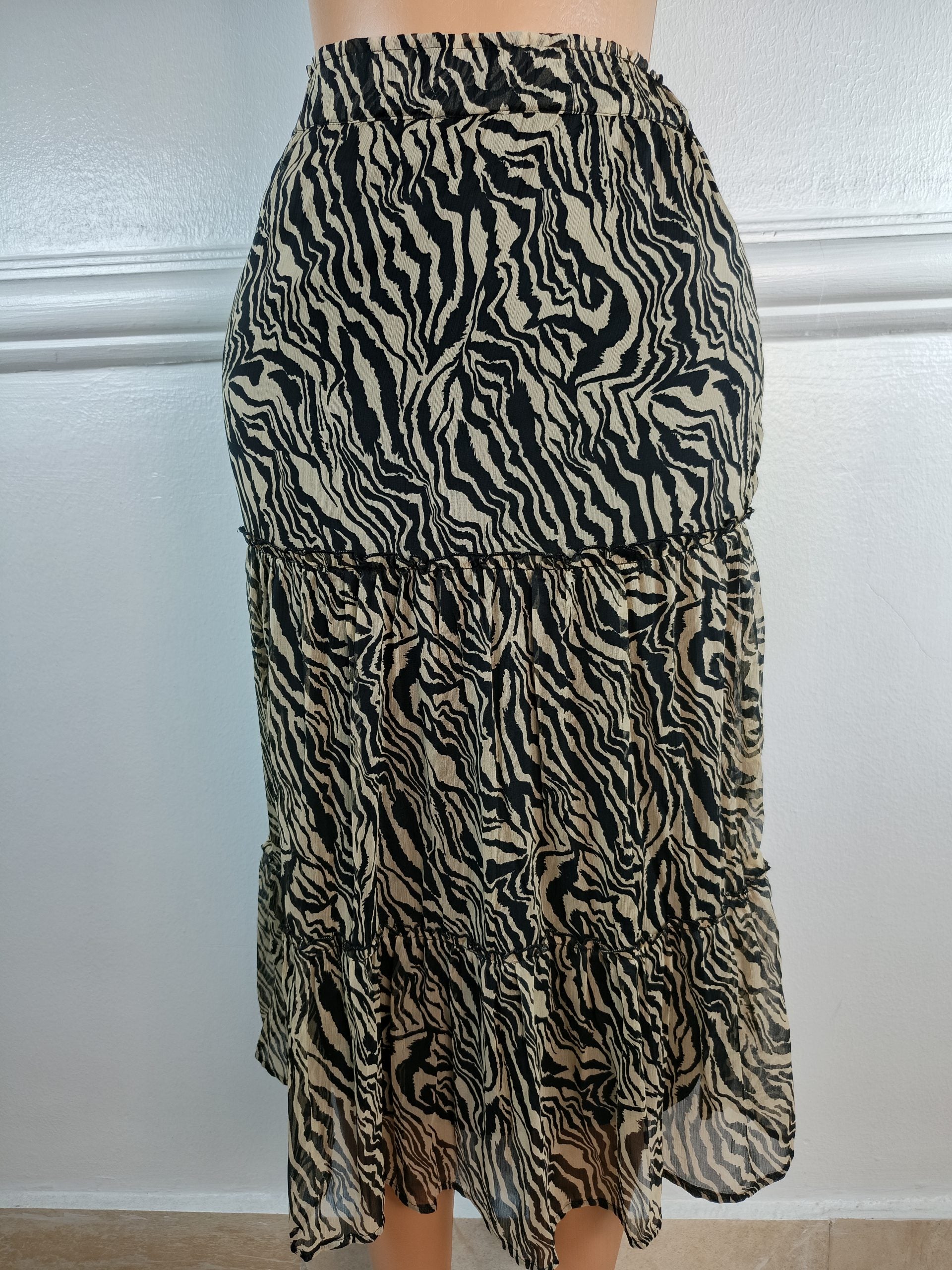 NEW LOOK UK 6, L-33 INCHES image 0