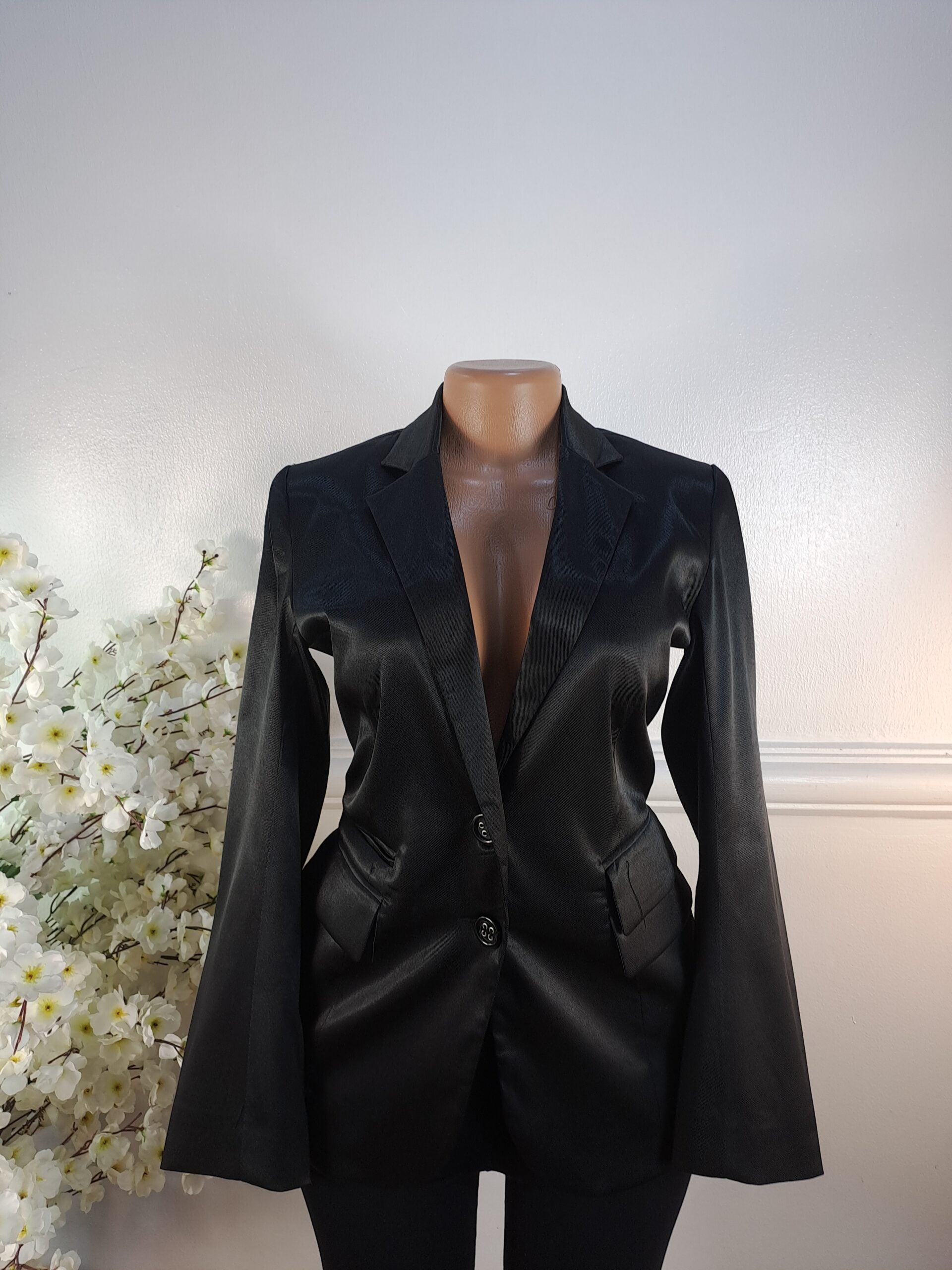 BLAZER  UK SIZE 8 [LENGTH 29 INCHES, BLACK] image 0