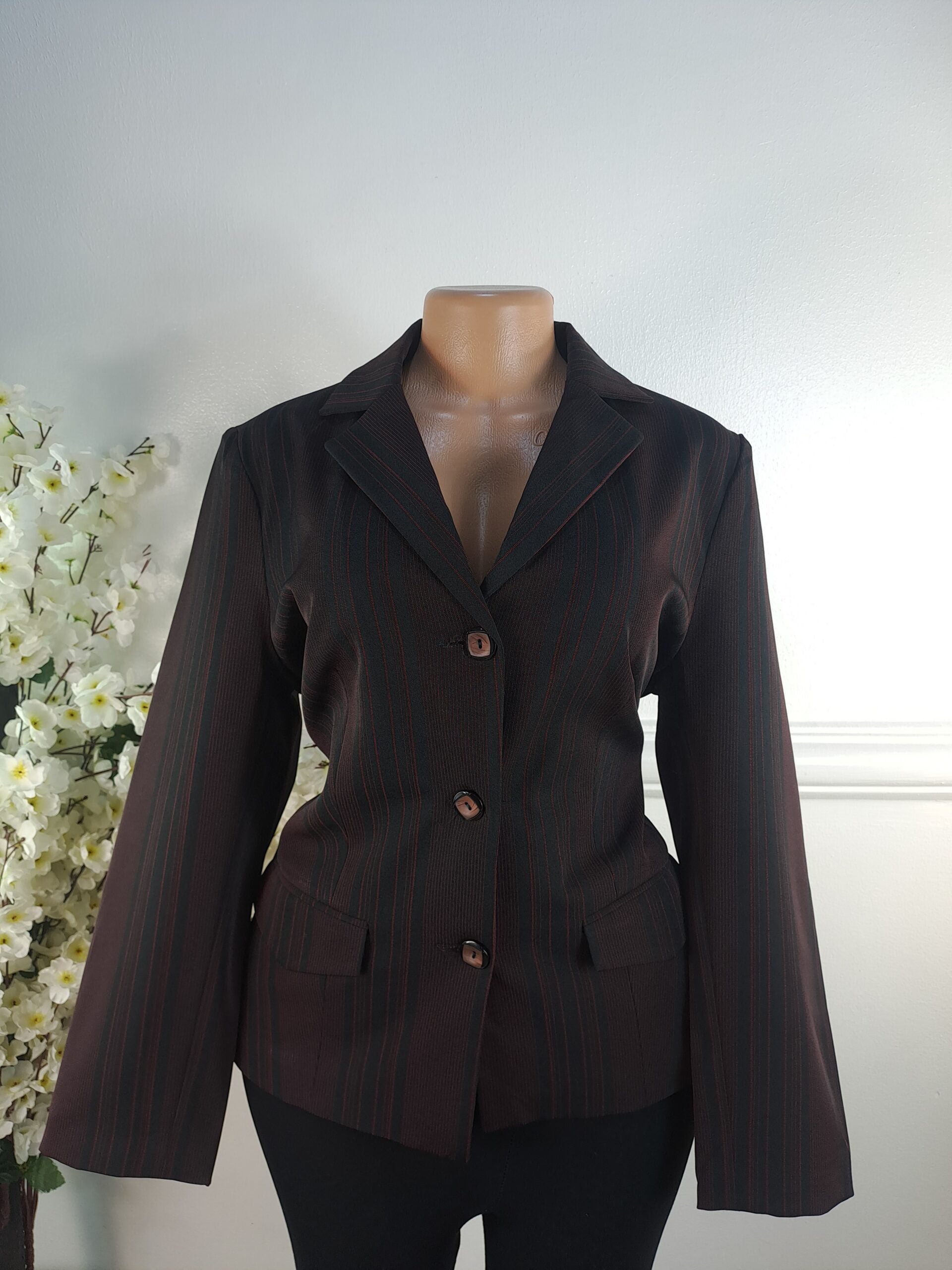 BLAZER UK SIZE 14 [LENGTH 26 INCHES] image 0